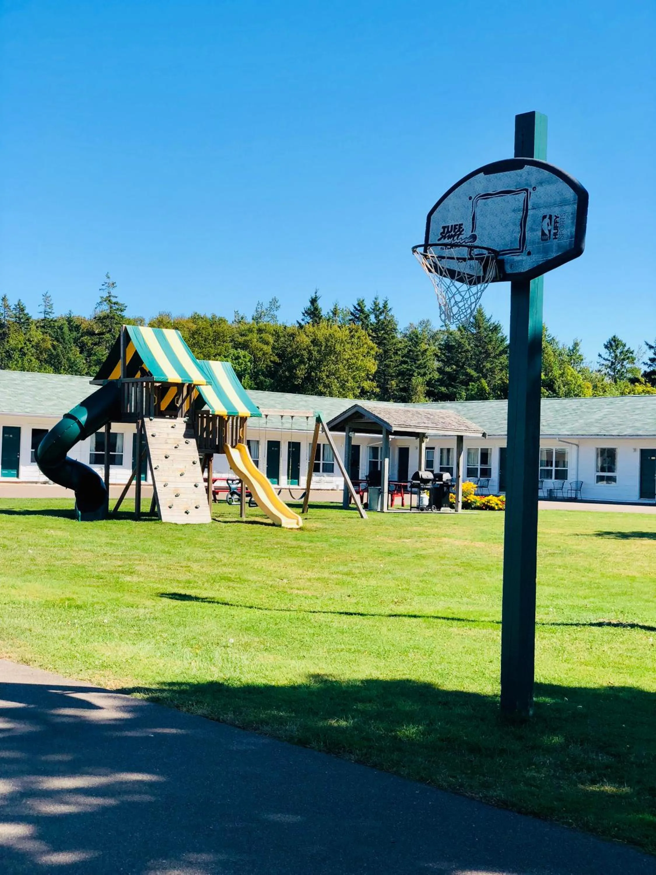 Children play ground in Anne Shirley Motel & Cottages
