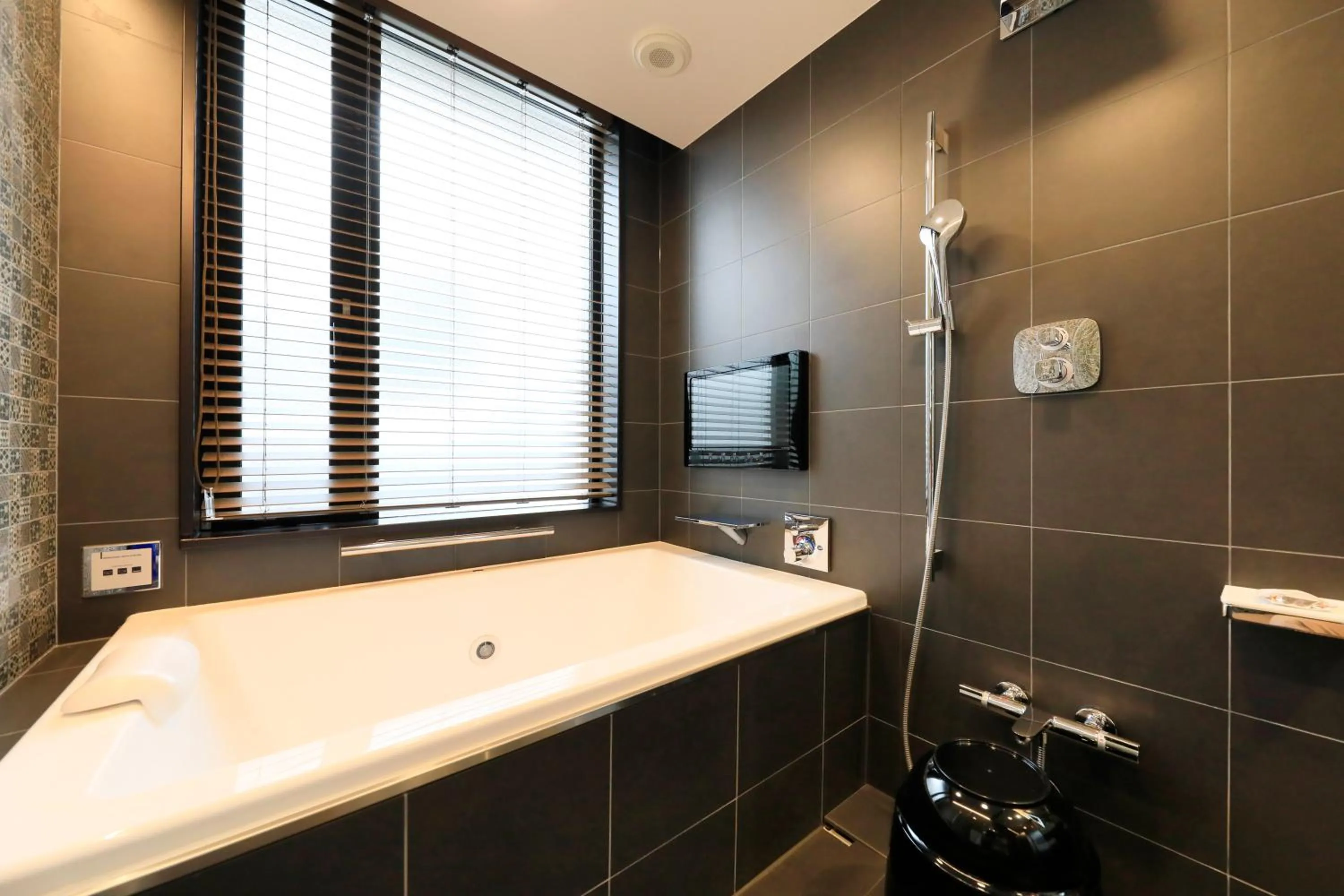 Shower in Hotel Gion Ichirin