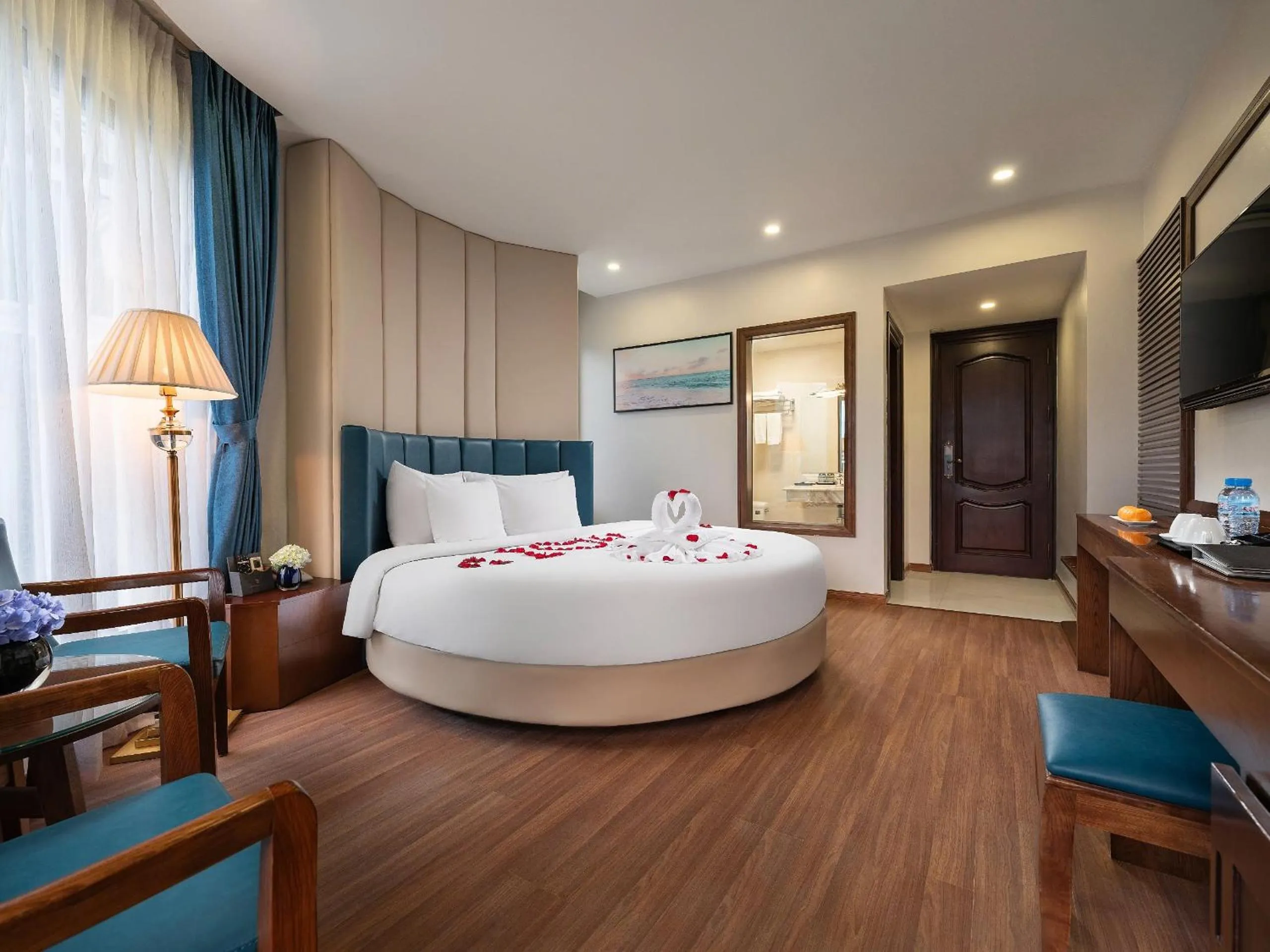 Bed in Halong Boutique Hotel