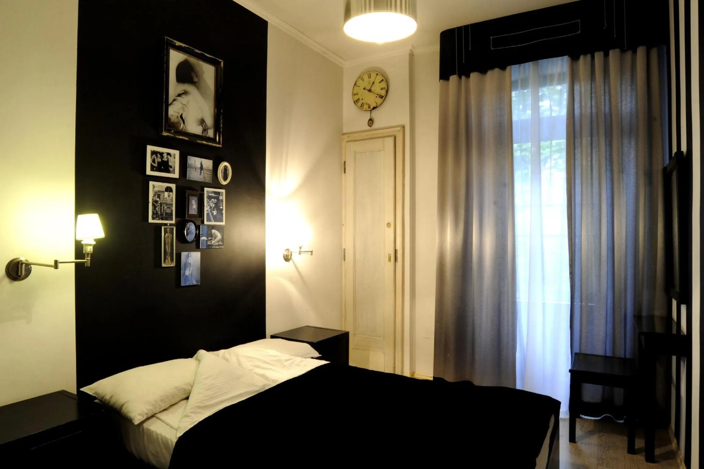 Photo of the whole room, Bed in Hostel Deco