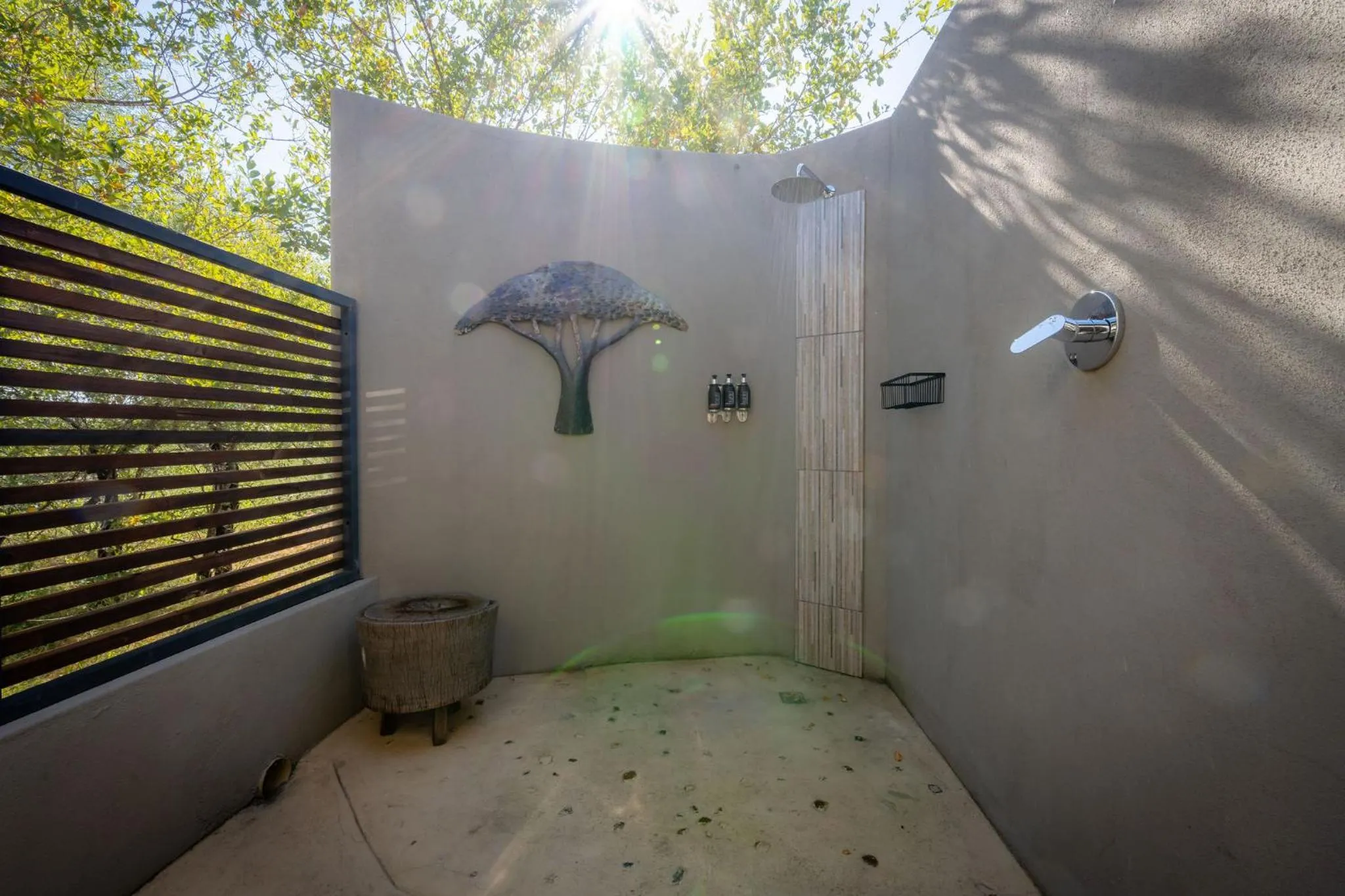 Shower in Rafiki Bush Lodge