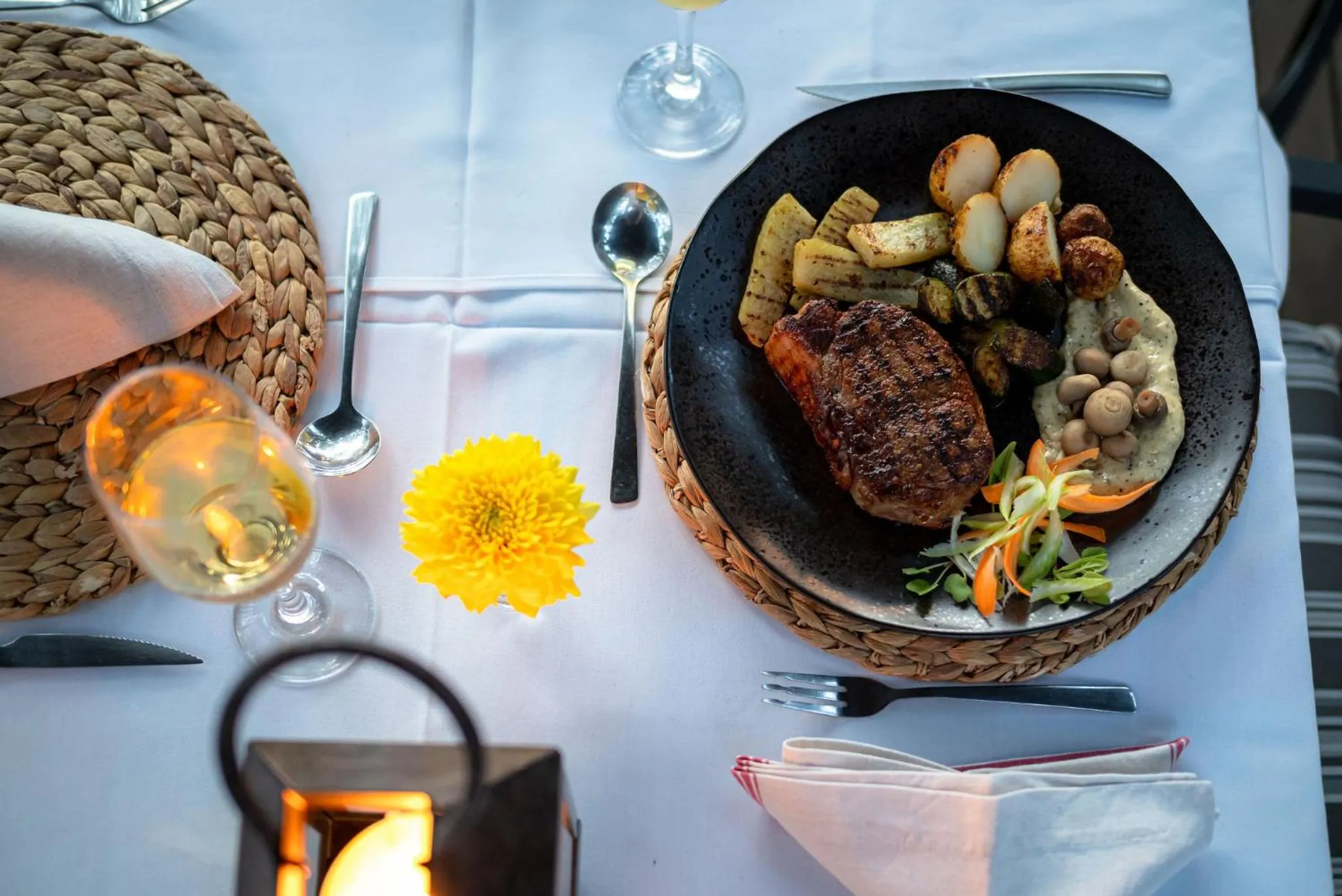 Dinner in Rafiki Bush Lodge