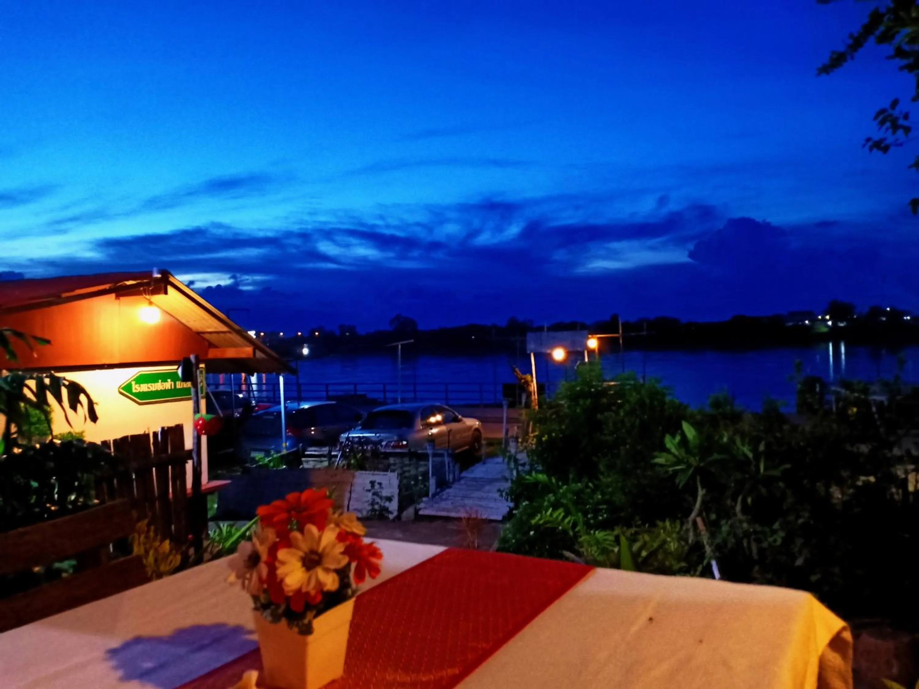 River view in Sofa Gallery Hotel