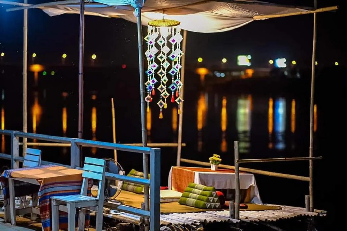 River view in Sofa Gallery Hotel