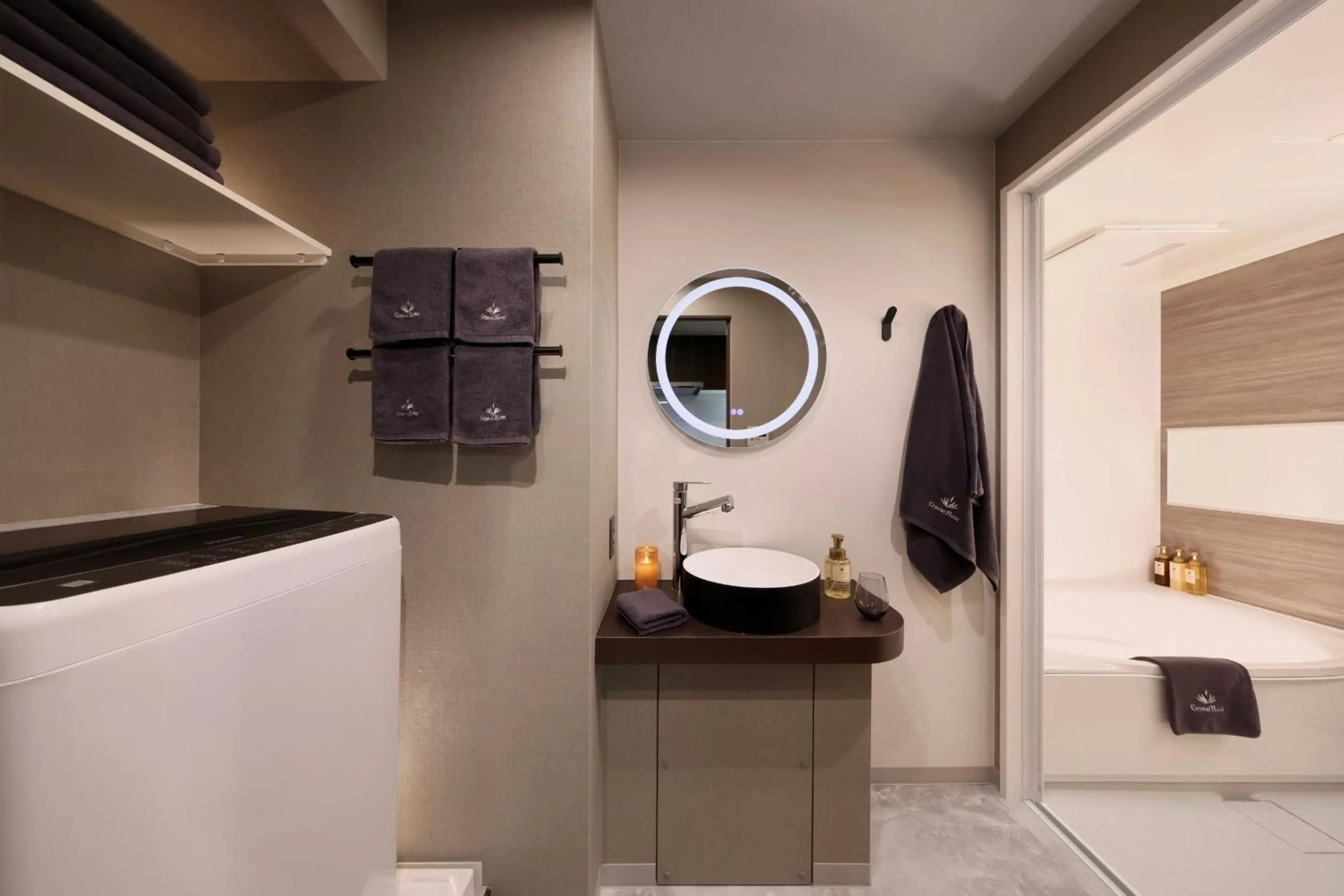 Bathroom in Dotombori Crystal Hotel 3