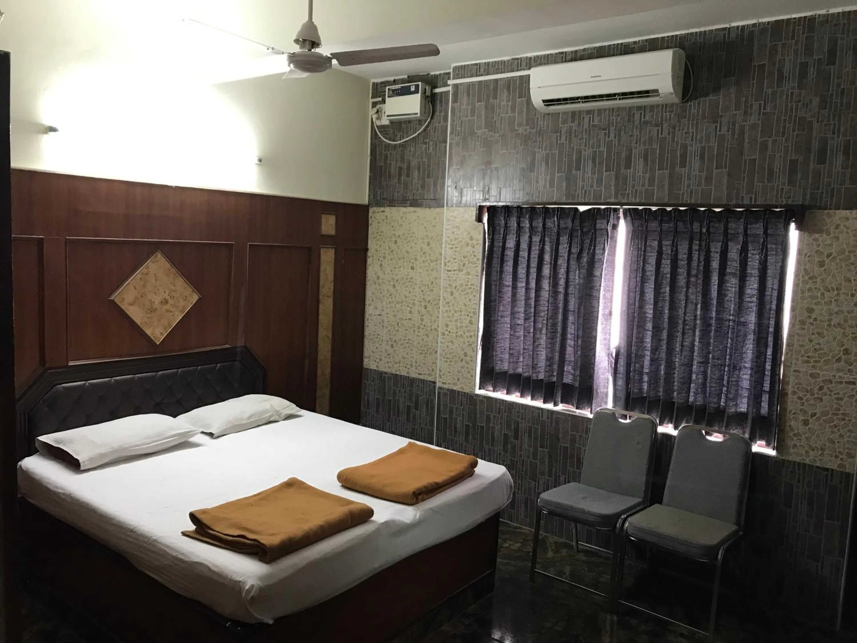 Bed in Hotel Golden Sand