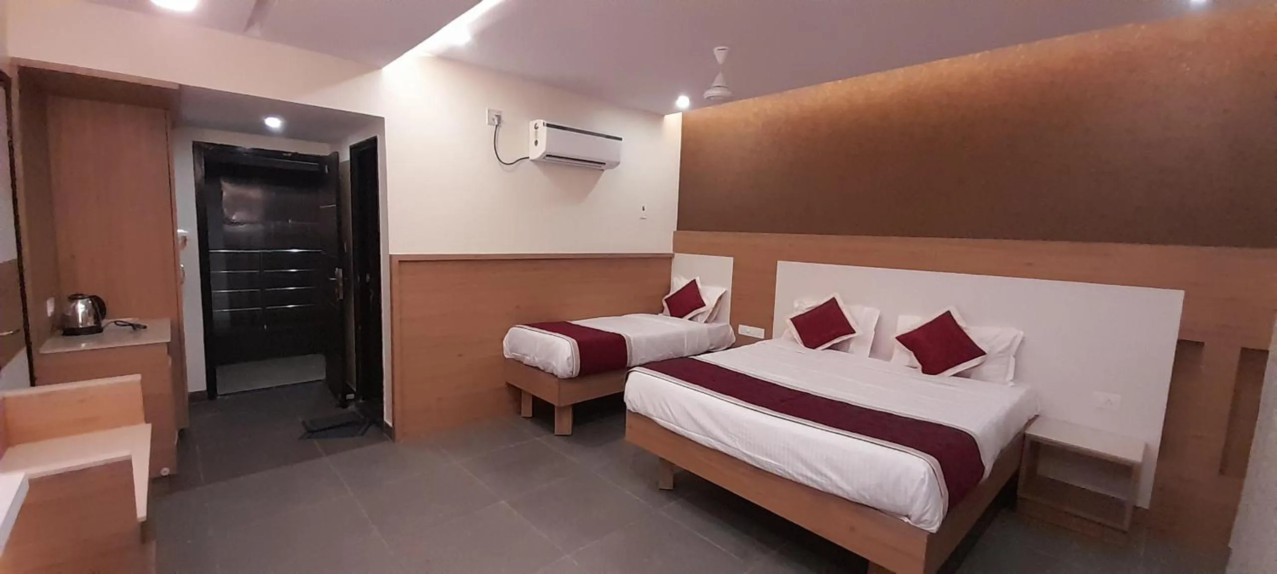 Bed in Hotel Golden Sand