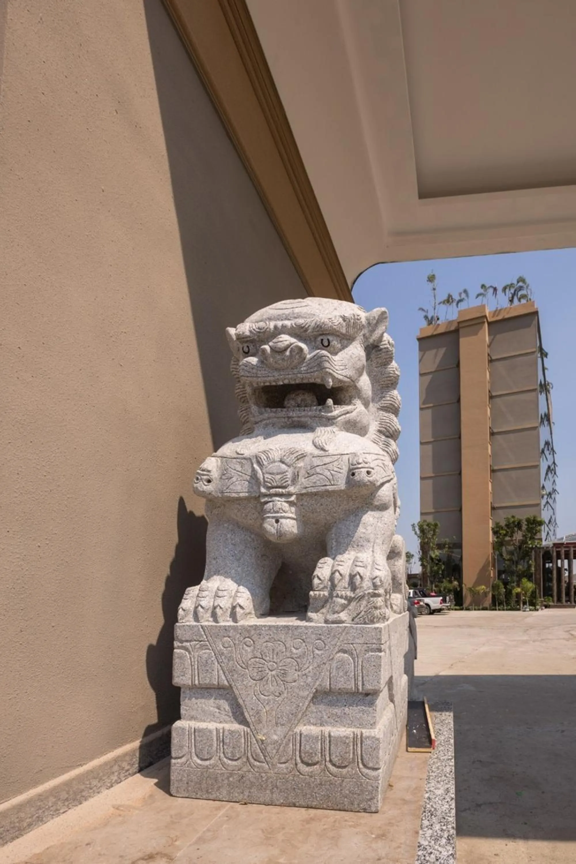 Elegant Airport Hotel