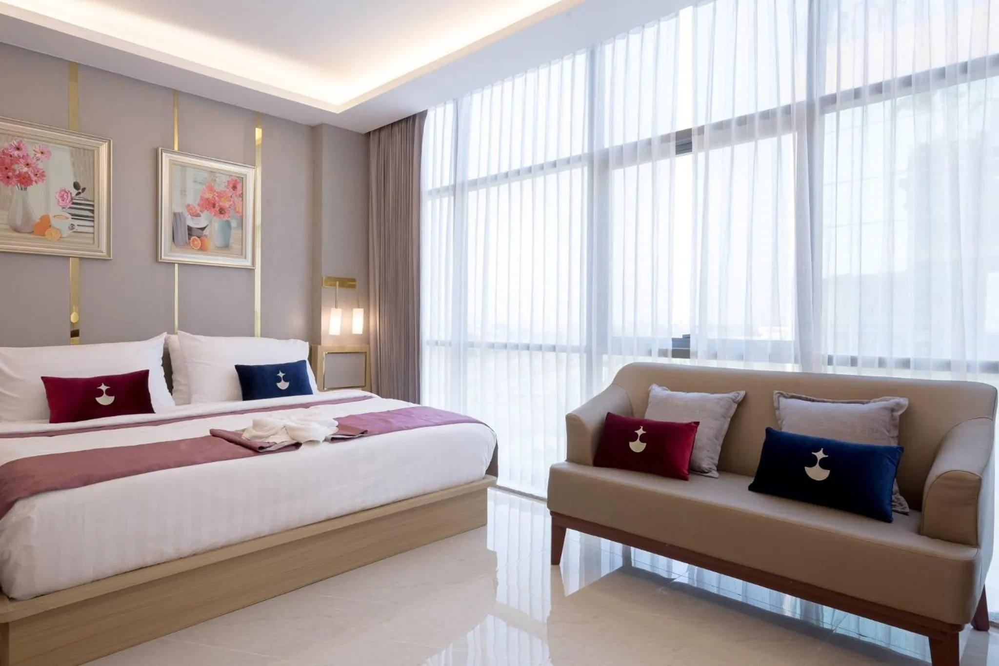 Elegant Airport Hotel