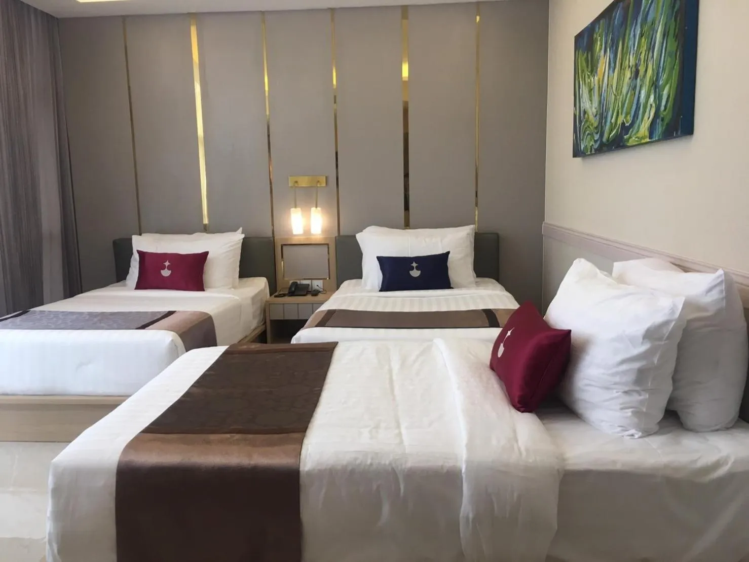 Elegant Airport Hotel