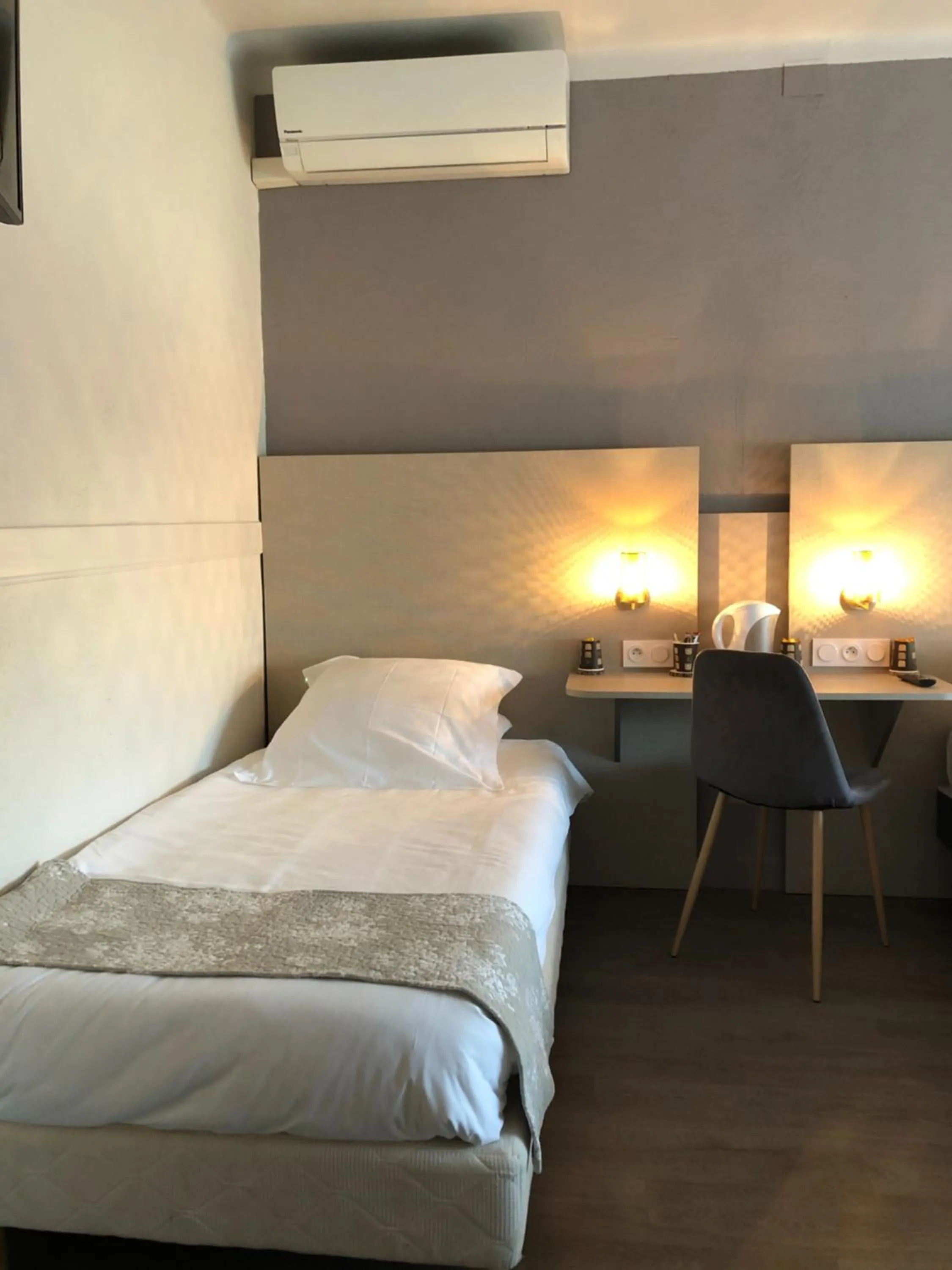 Bed in Hôtel Du Viaduc