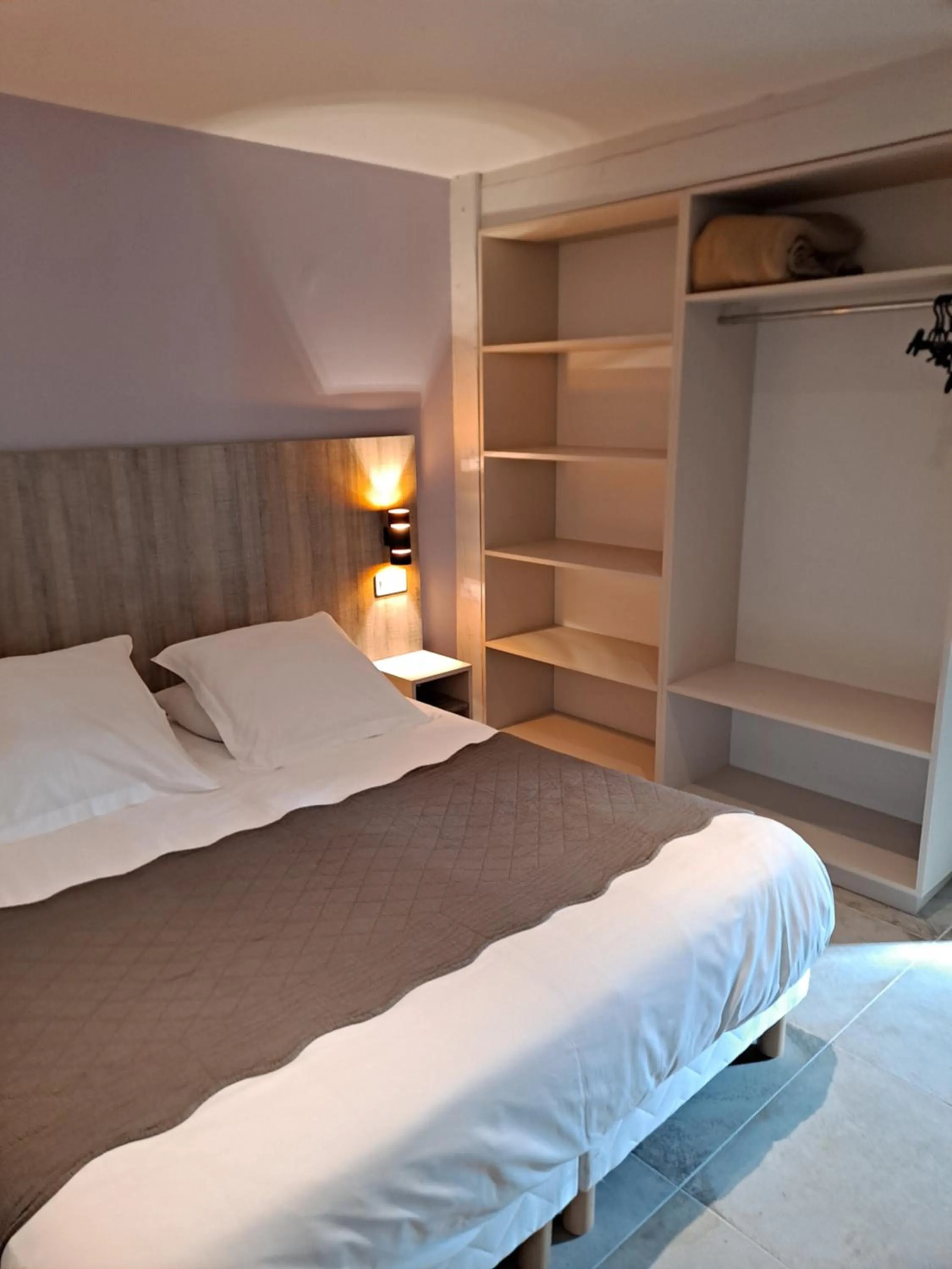 Bed in Hôtel Du Viaduc