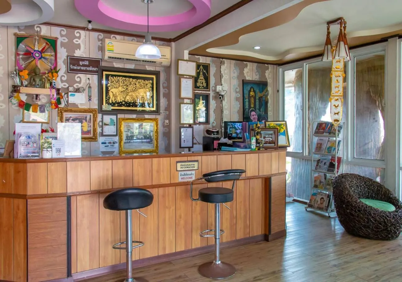 Lobby or reception in Suwanna Riverside