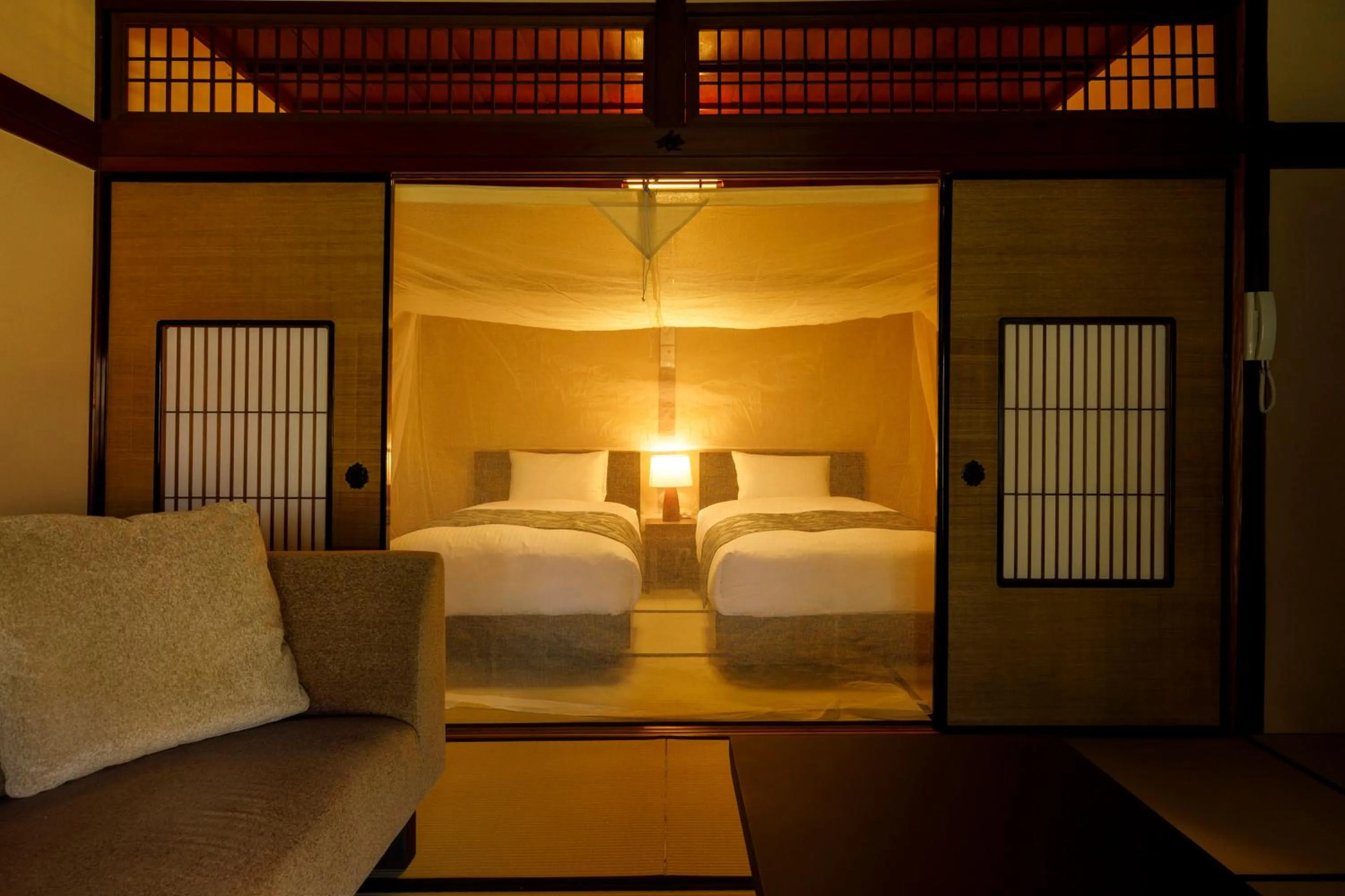 Photo of the whole room, Bed in Machi no Odoriba