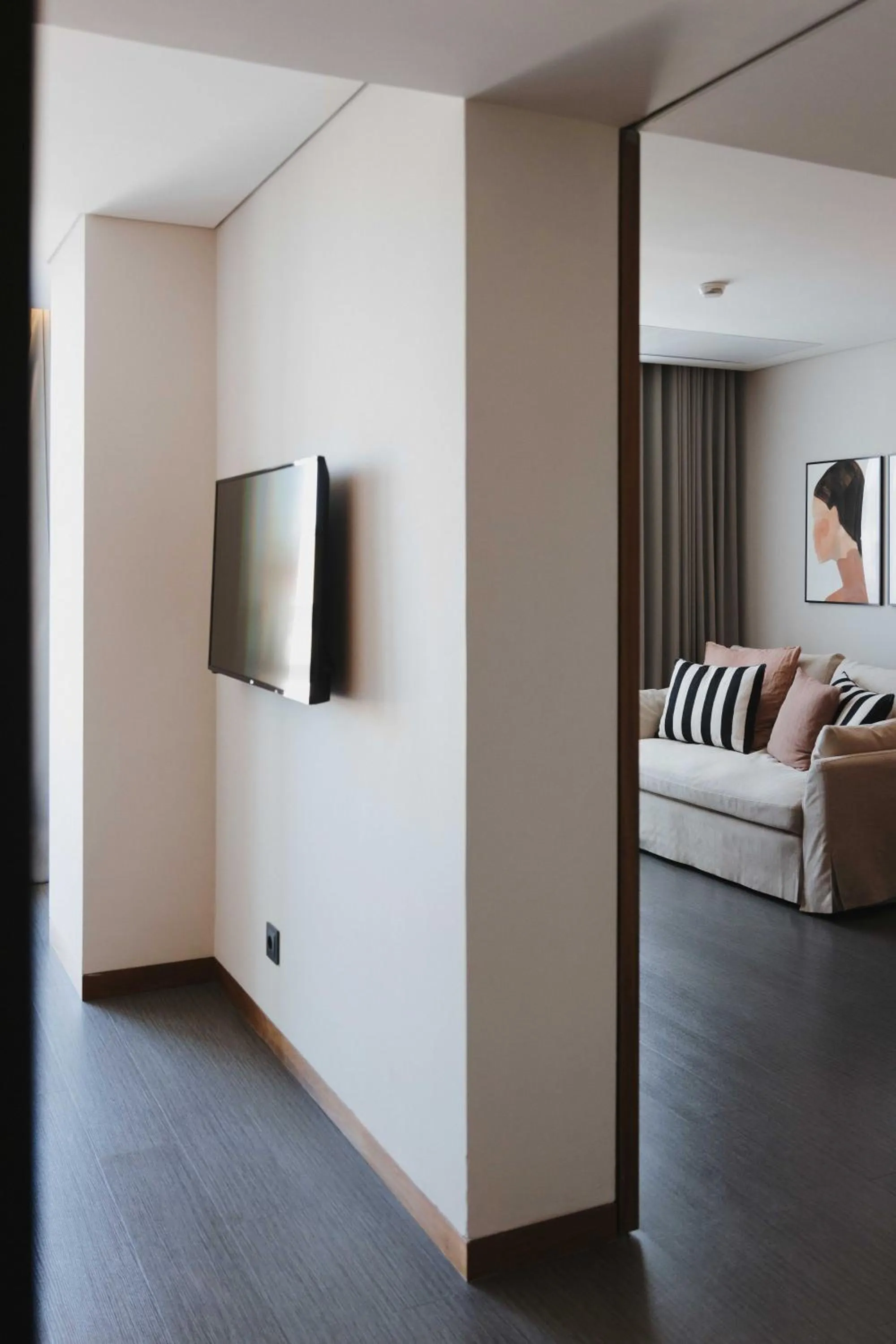 Living room, Bed in Porto City House