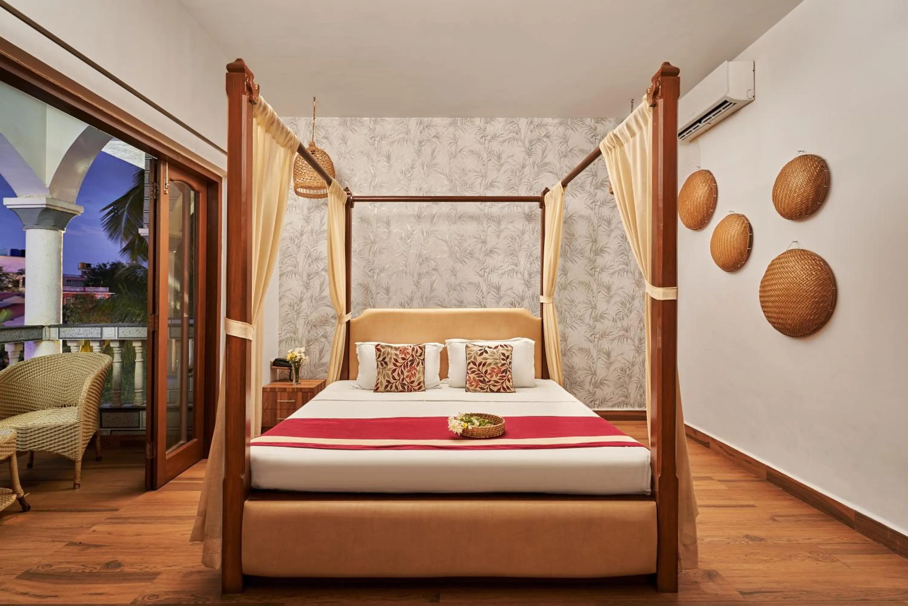 Bedroom in Larios Beach Holidays