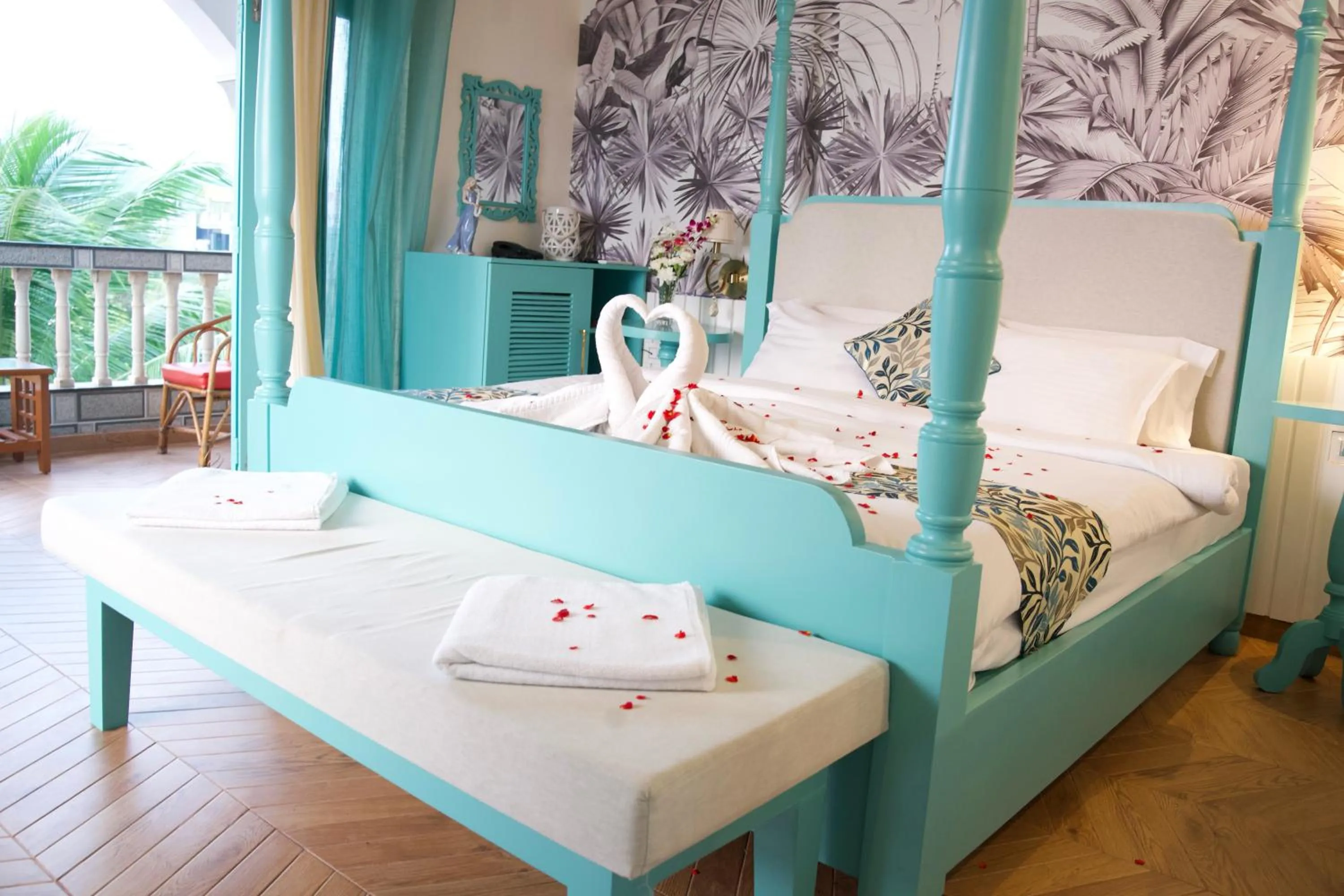 Bed in Larios Beach Holidays
