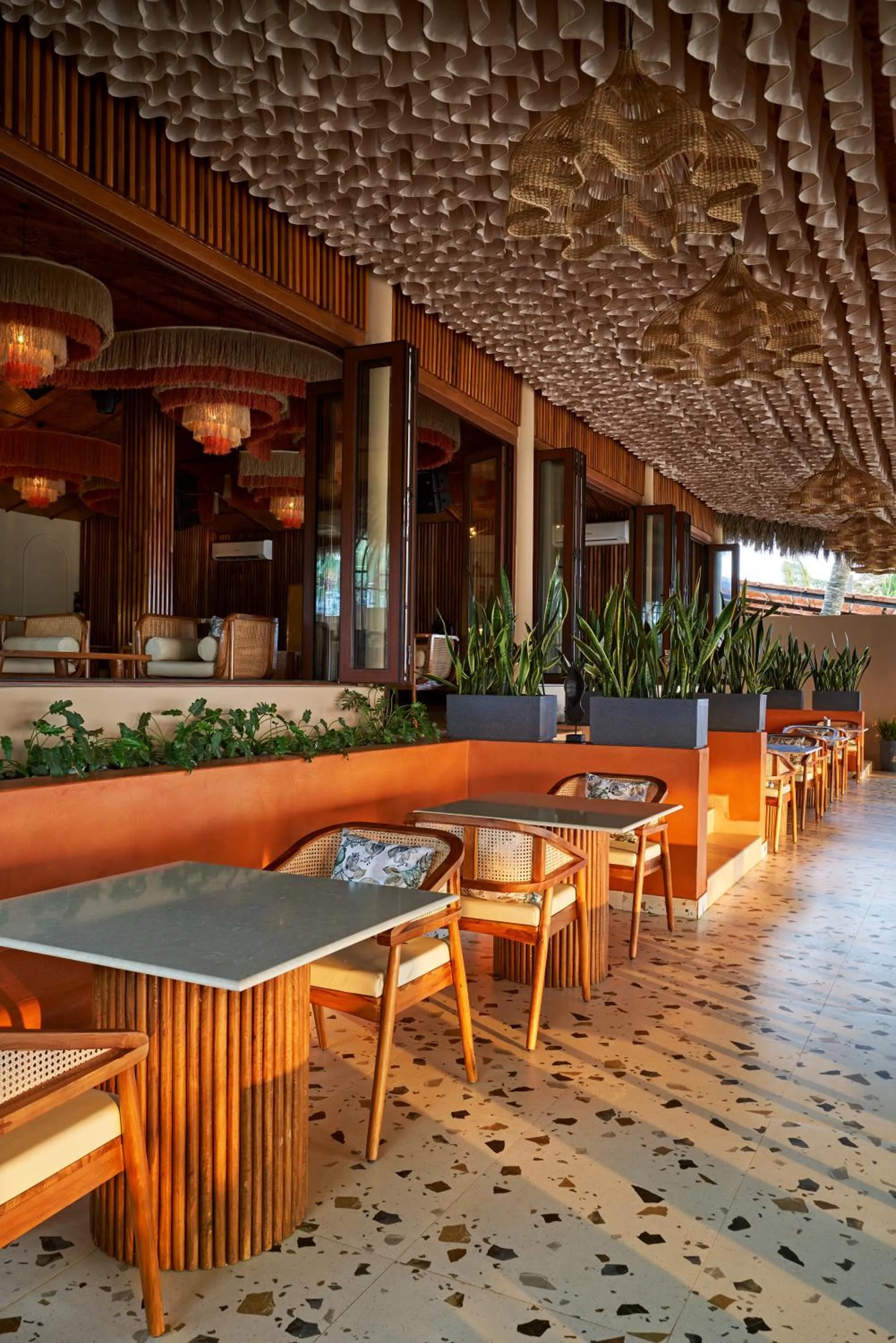 Restaurant/places to eat in Larios Beach Holidays