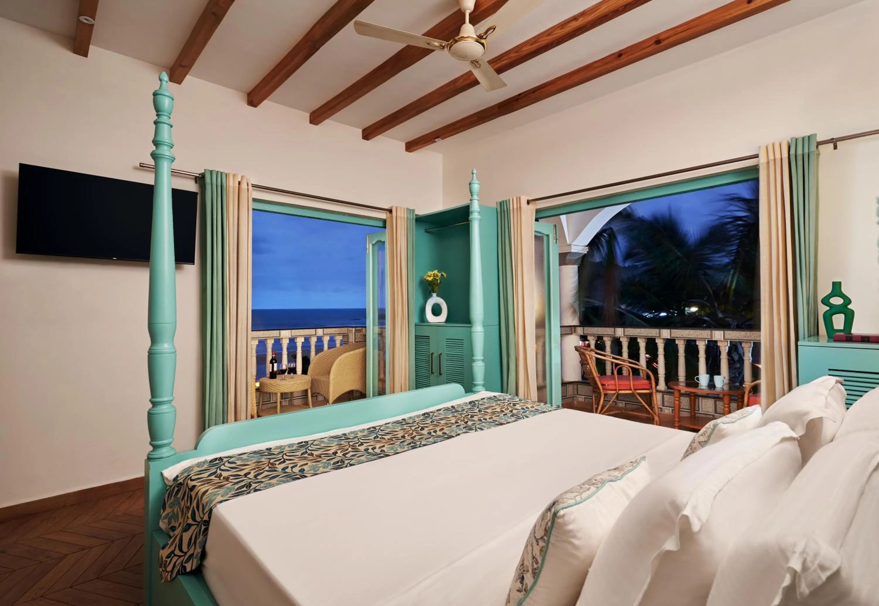 Balcony/Terrace in Larios Beach Holidays