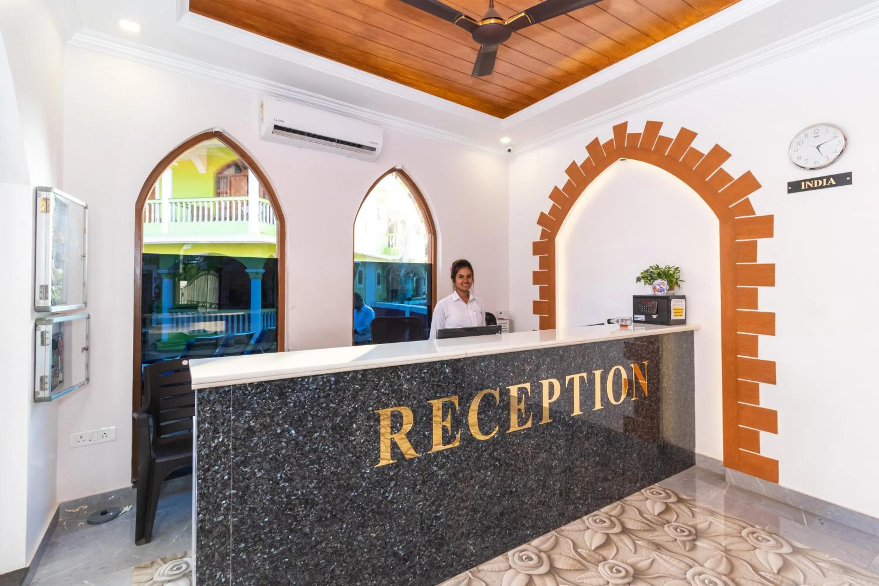 Lobby or reception in Larios Beach Holidays