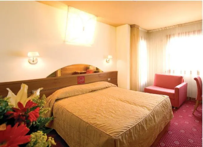 Bed in Hotel Ristorante La Casona