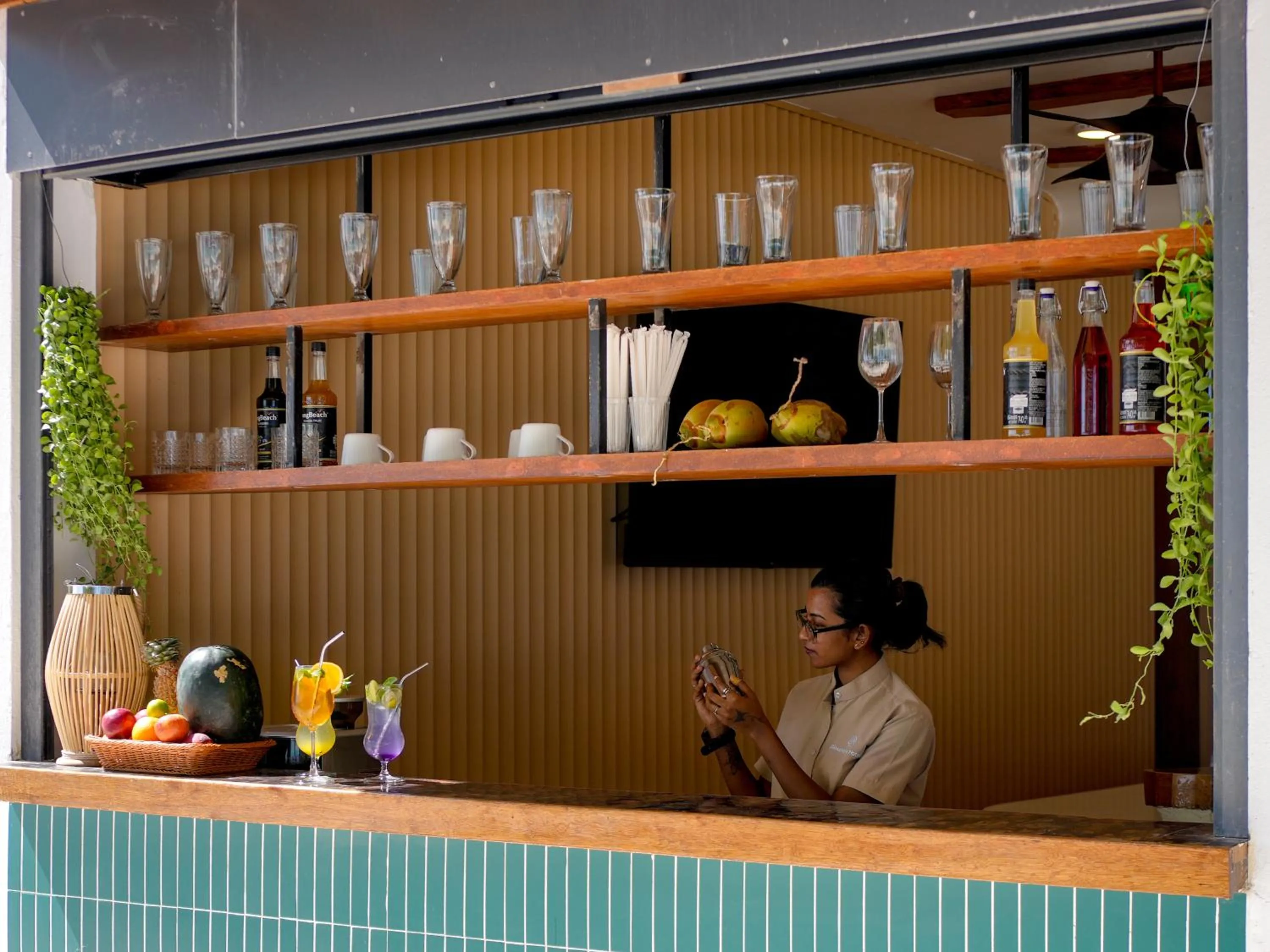 Lounge or bar in Thundi by Biosphere