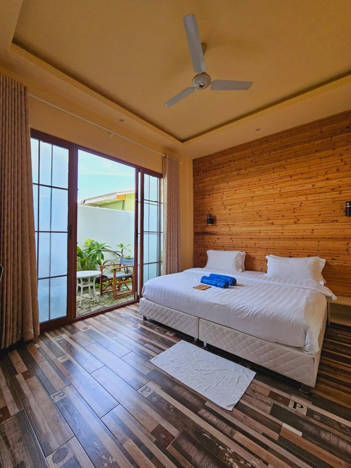 Bed in Thundi Village & Spa