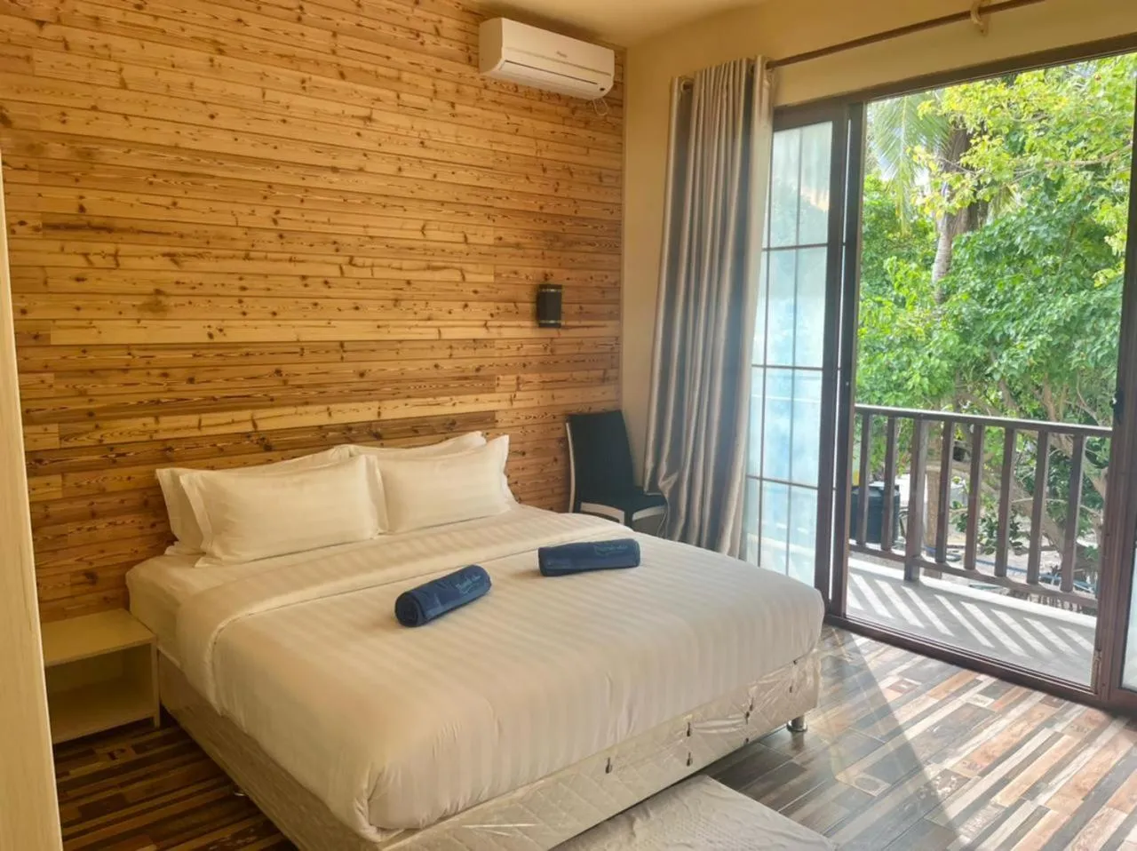 Bed in Thundi Village & Spa