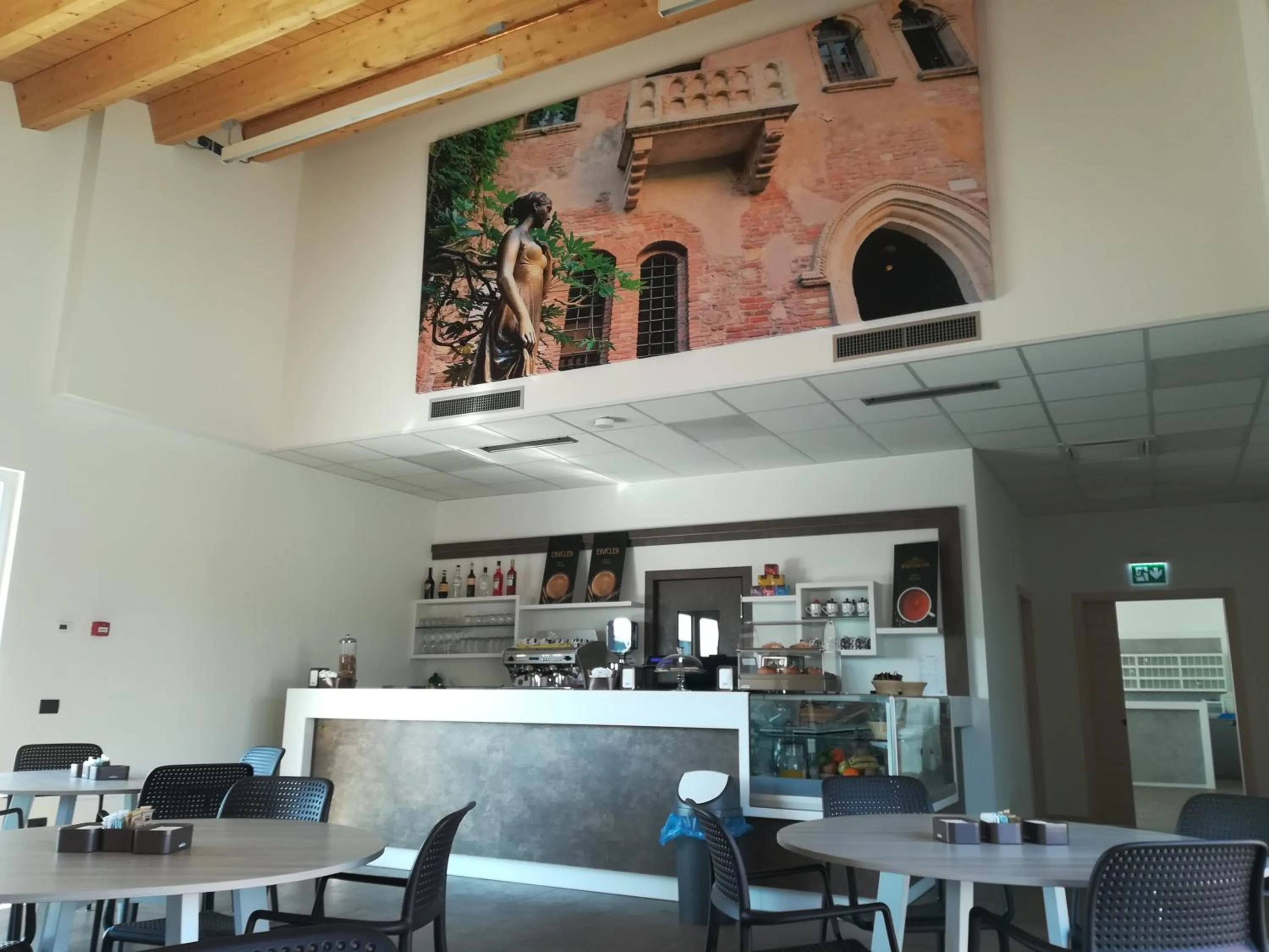 Lounge or bar in Camping Verona Village