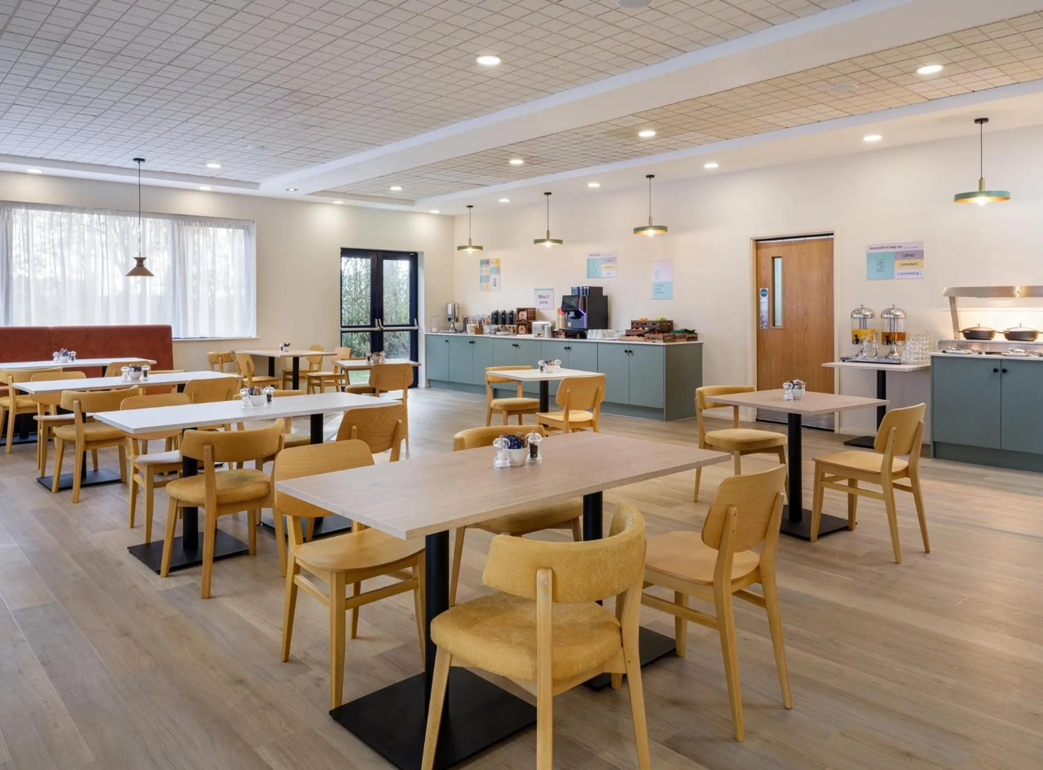 Restaurant/places to eat in Garner Hotel Chesterfield North by IHG