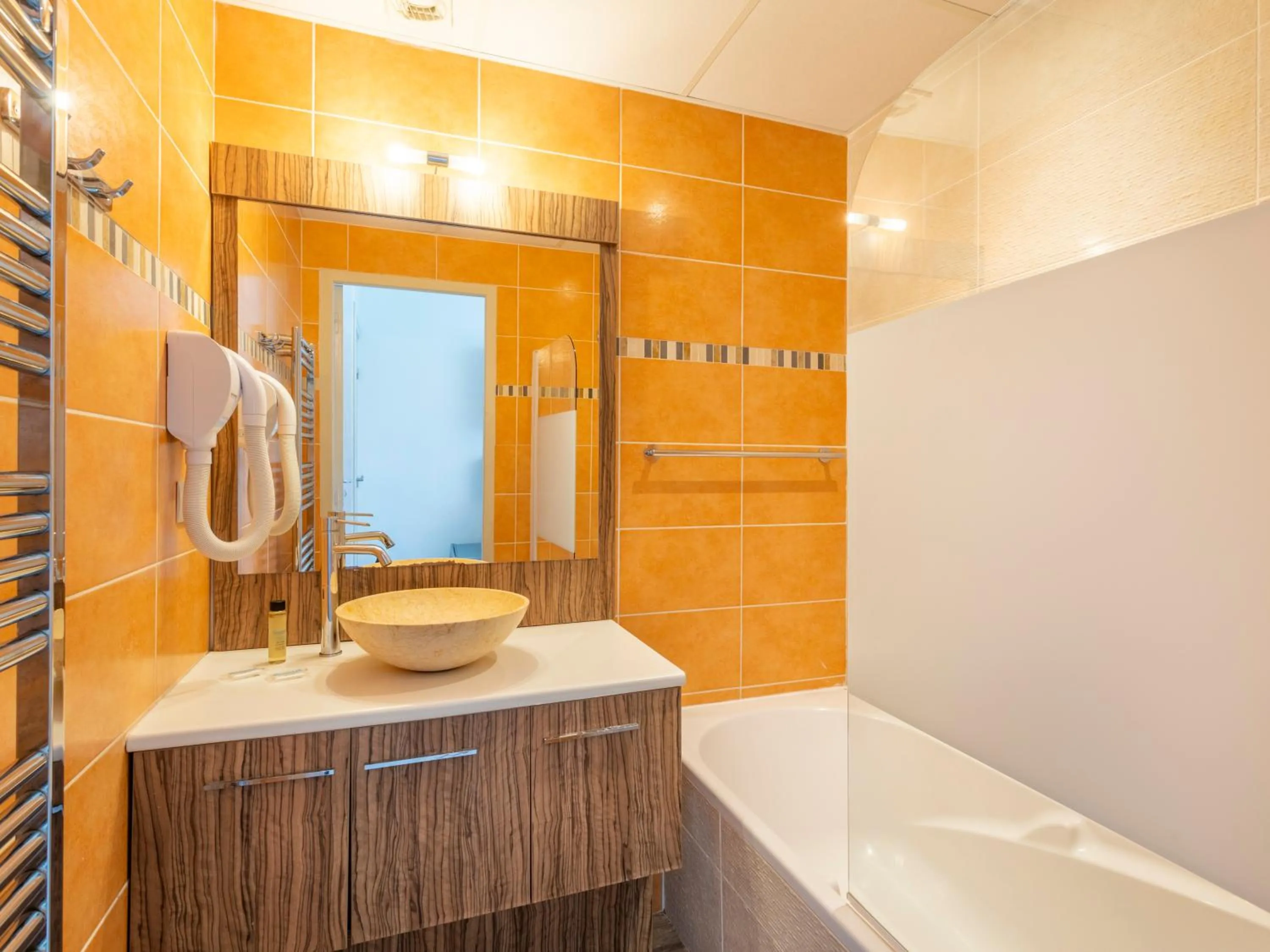 Bathroom in Vacancéole – Le Domaine de Camiole