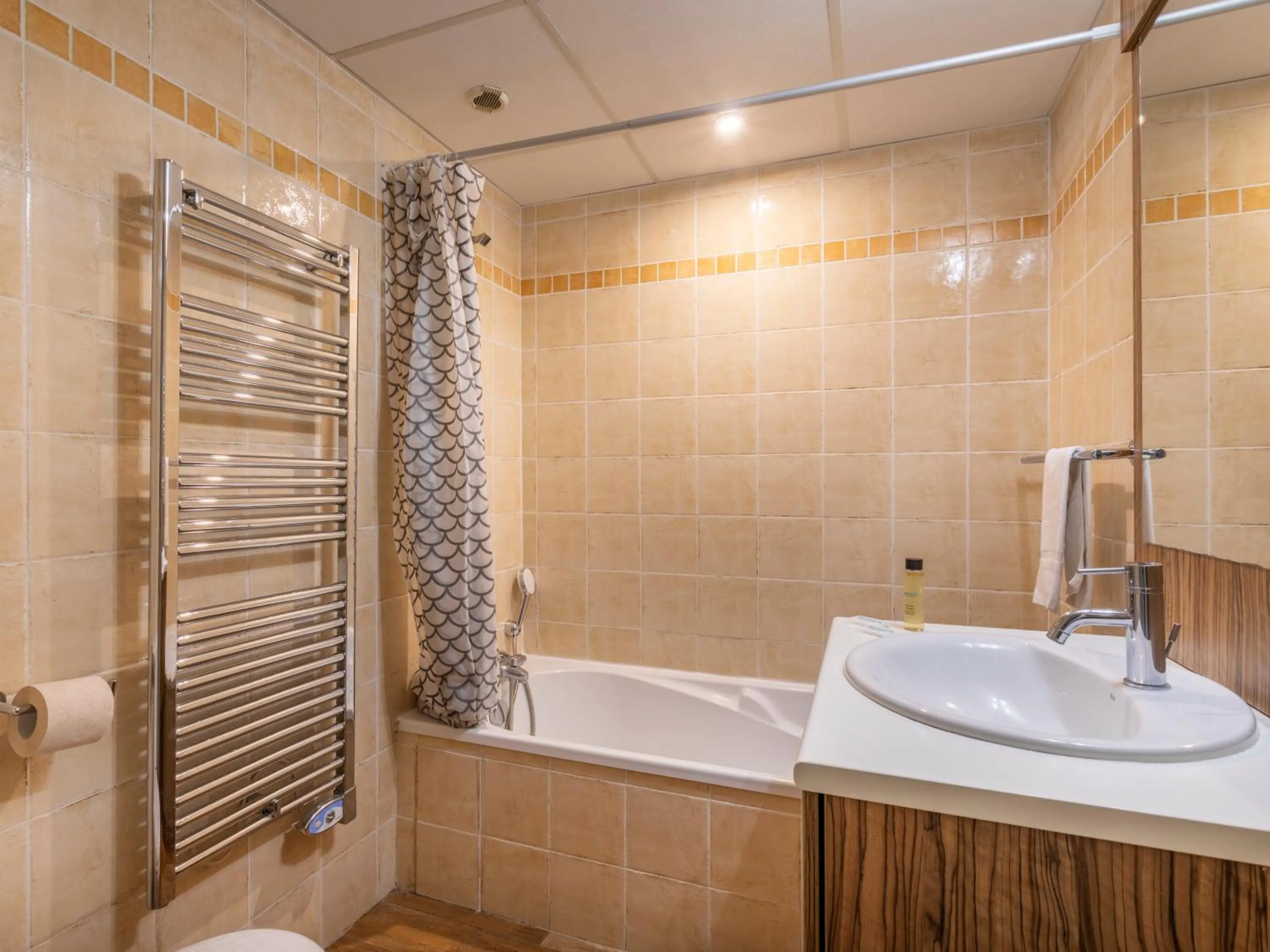 Bathroom in Vacancéole – Le Domaine de Camiole