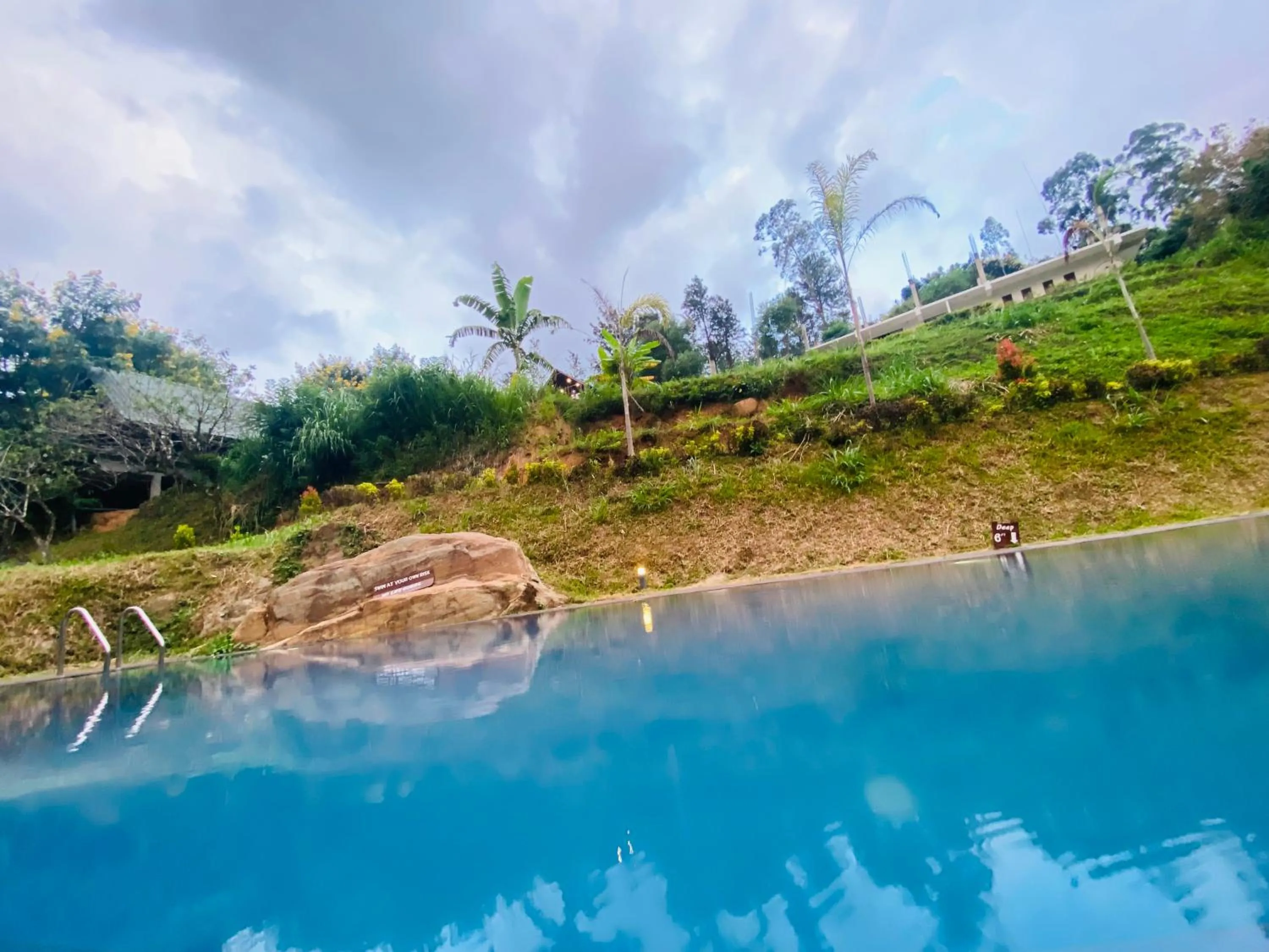 Swimming pool in Aloft Grand Hotel Ella