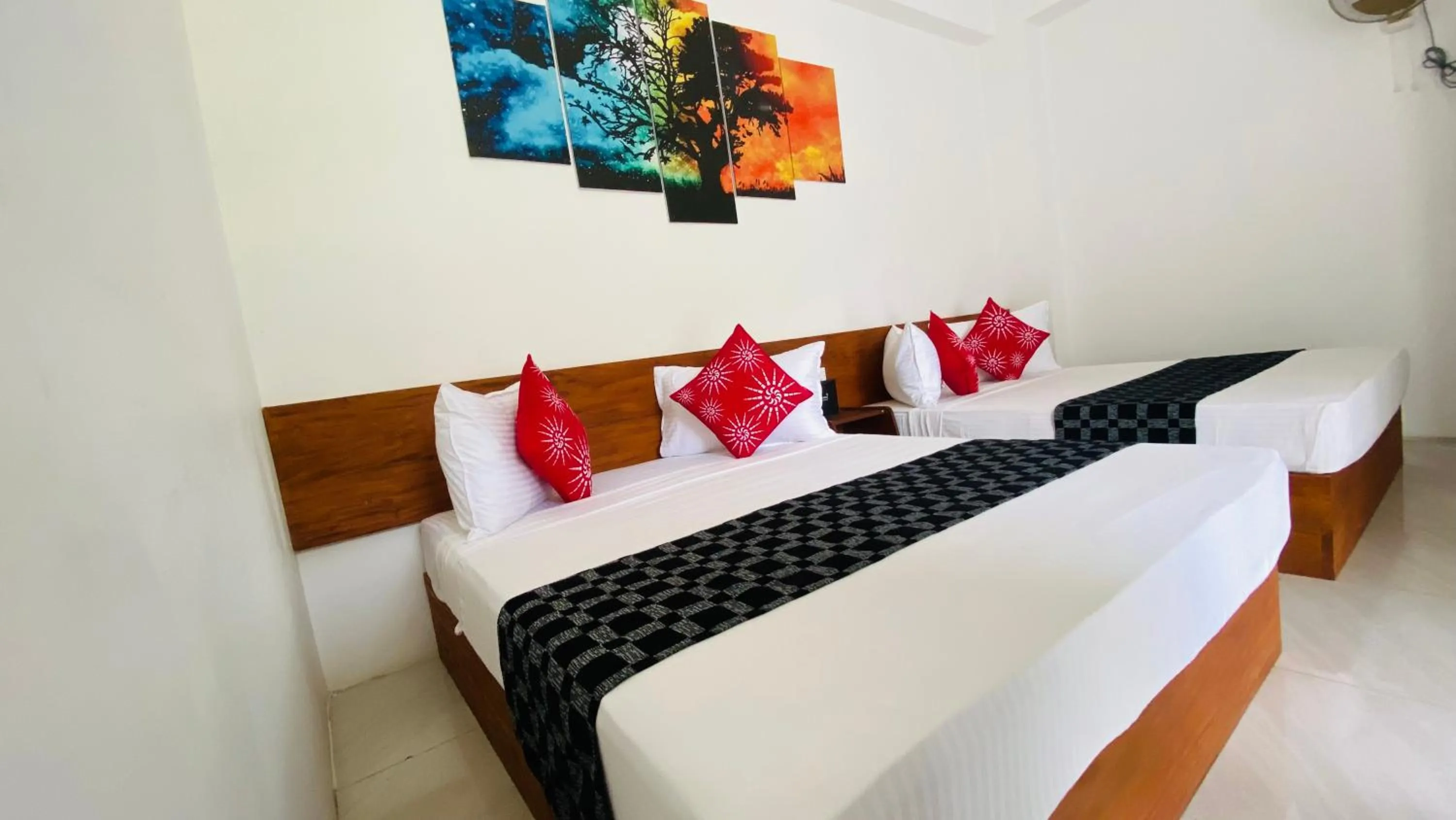 Bed in Aloft Grand Hotel Ella