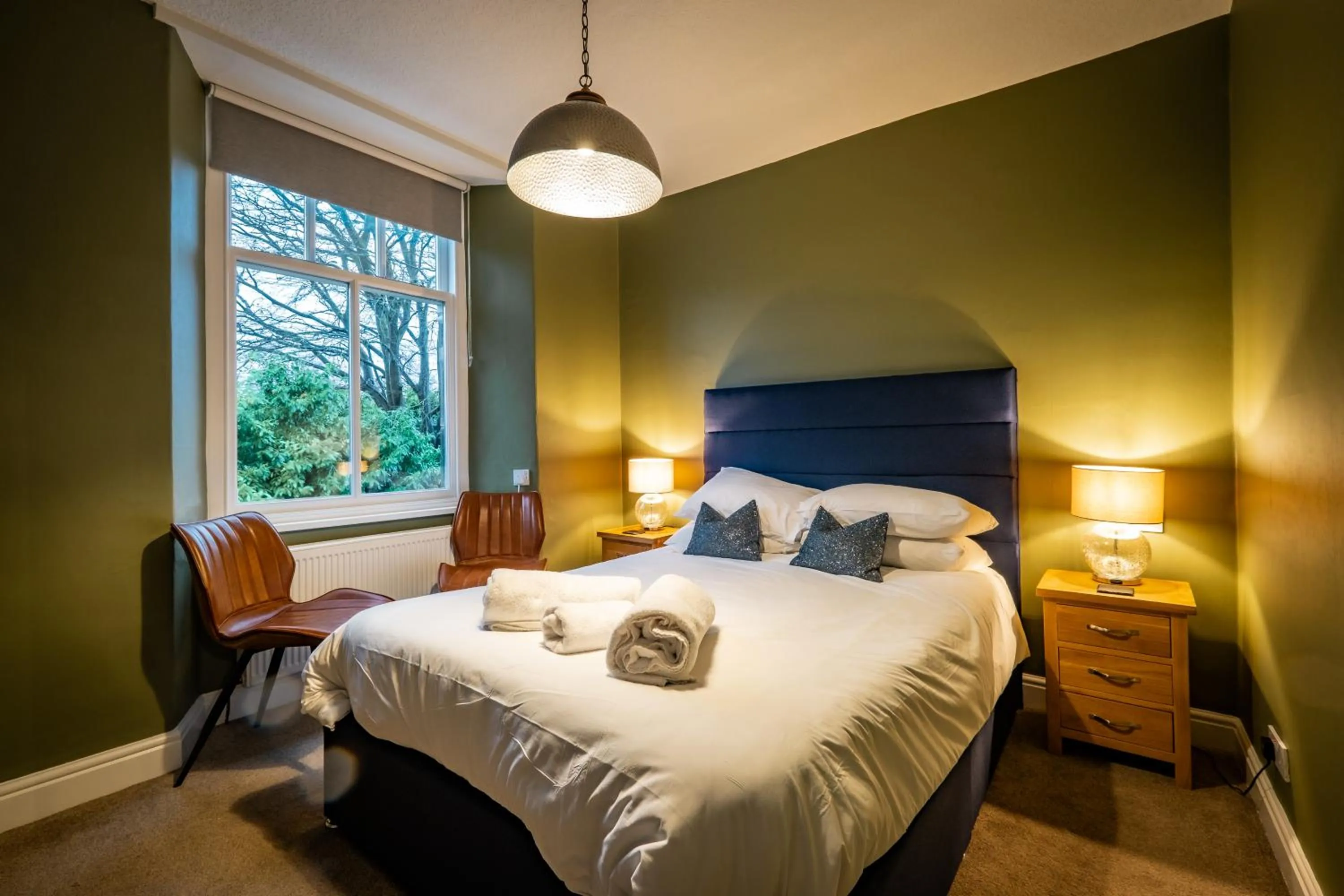 Bed in Glen Wynne Windermere - FREE off-site Health Club access with Pool, Sauna, Steam Room & Gym Short 5 Minute Drive Away