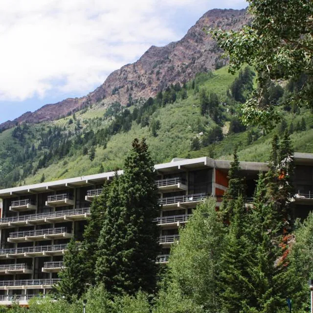 Area and facilities in The Lodge at Snowbird