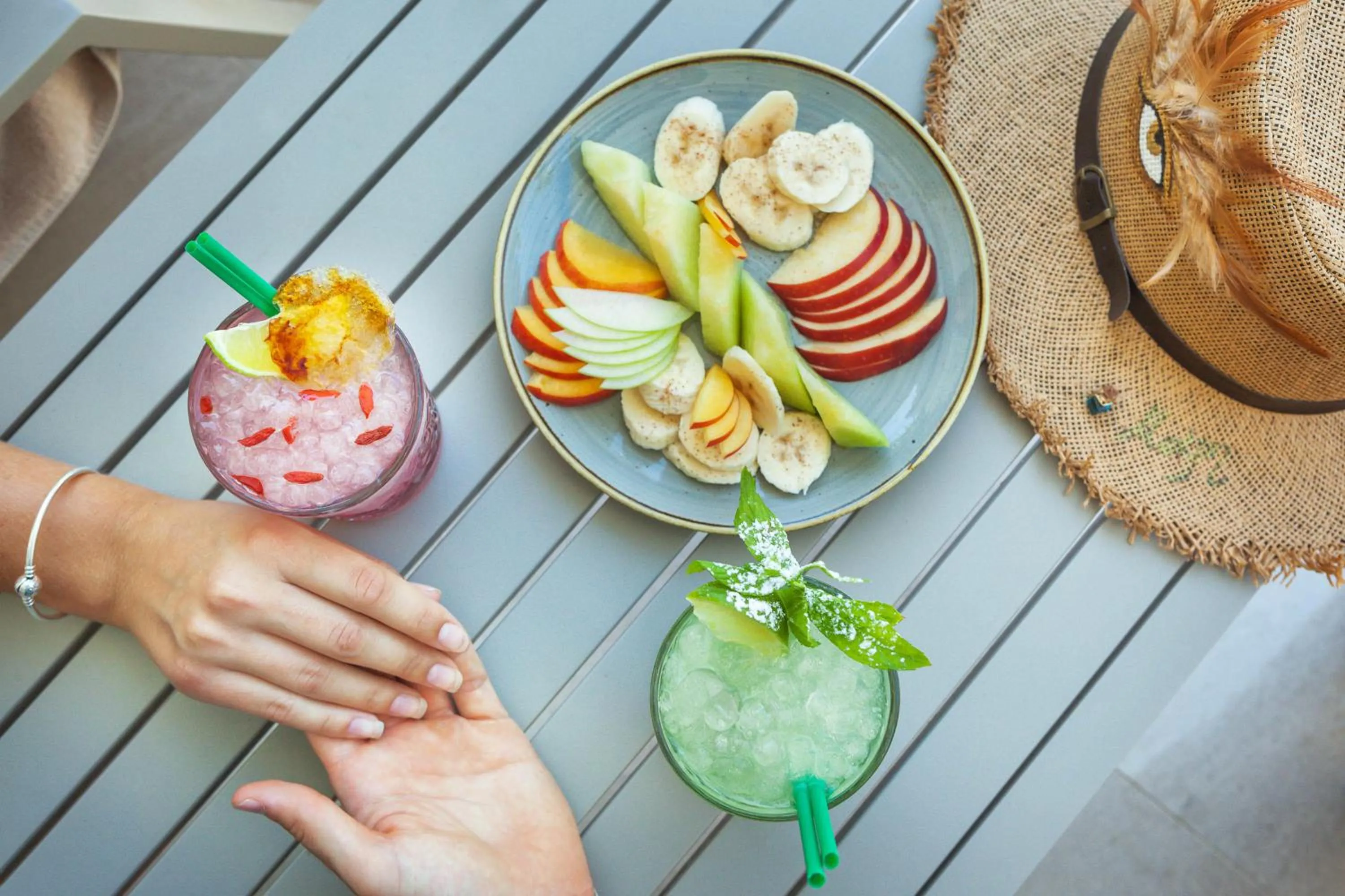 Drinks in Pefki Deluxe Residences