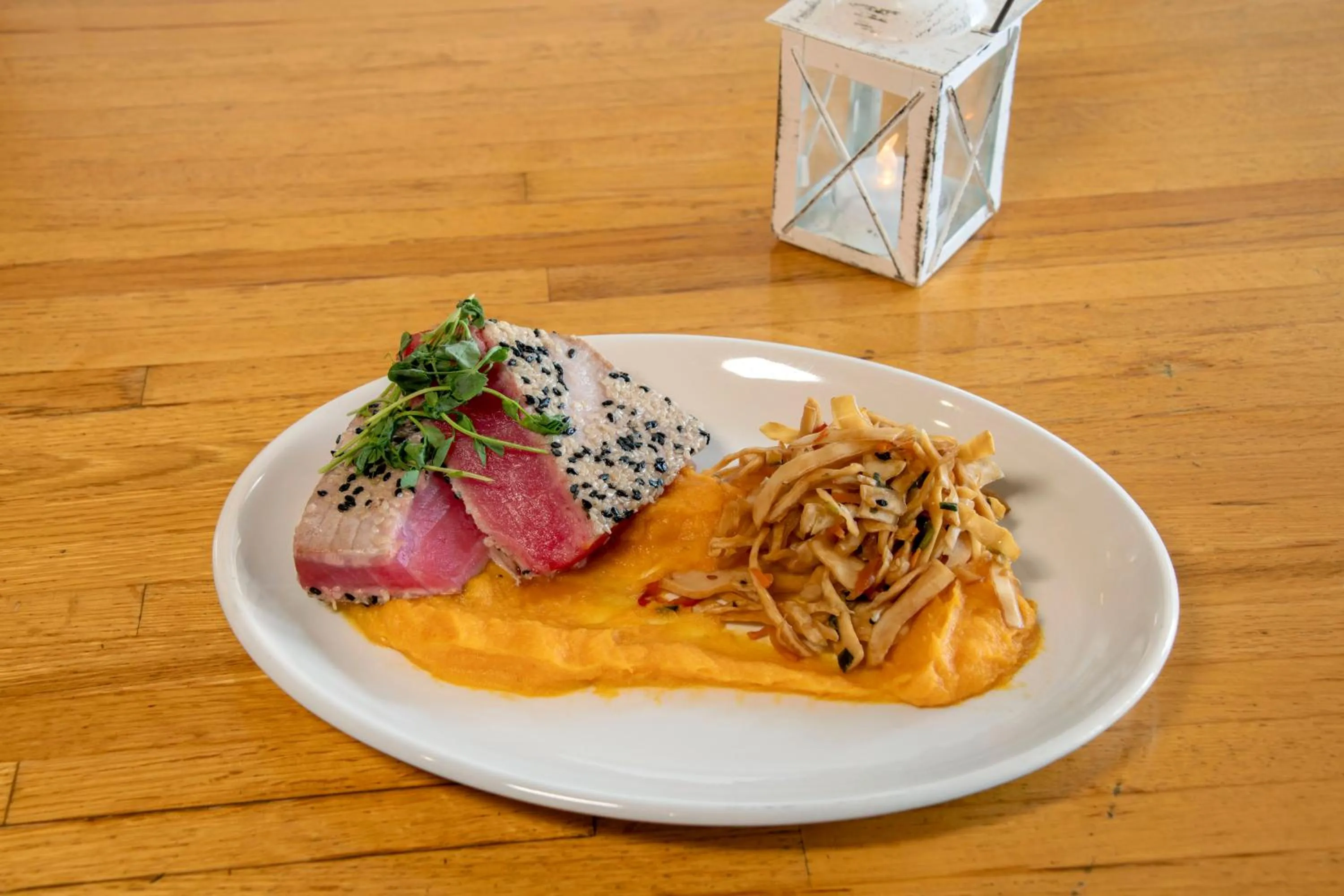 Food and drinks in The Bethel Resort & Suites