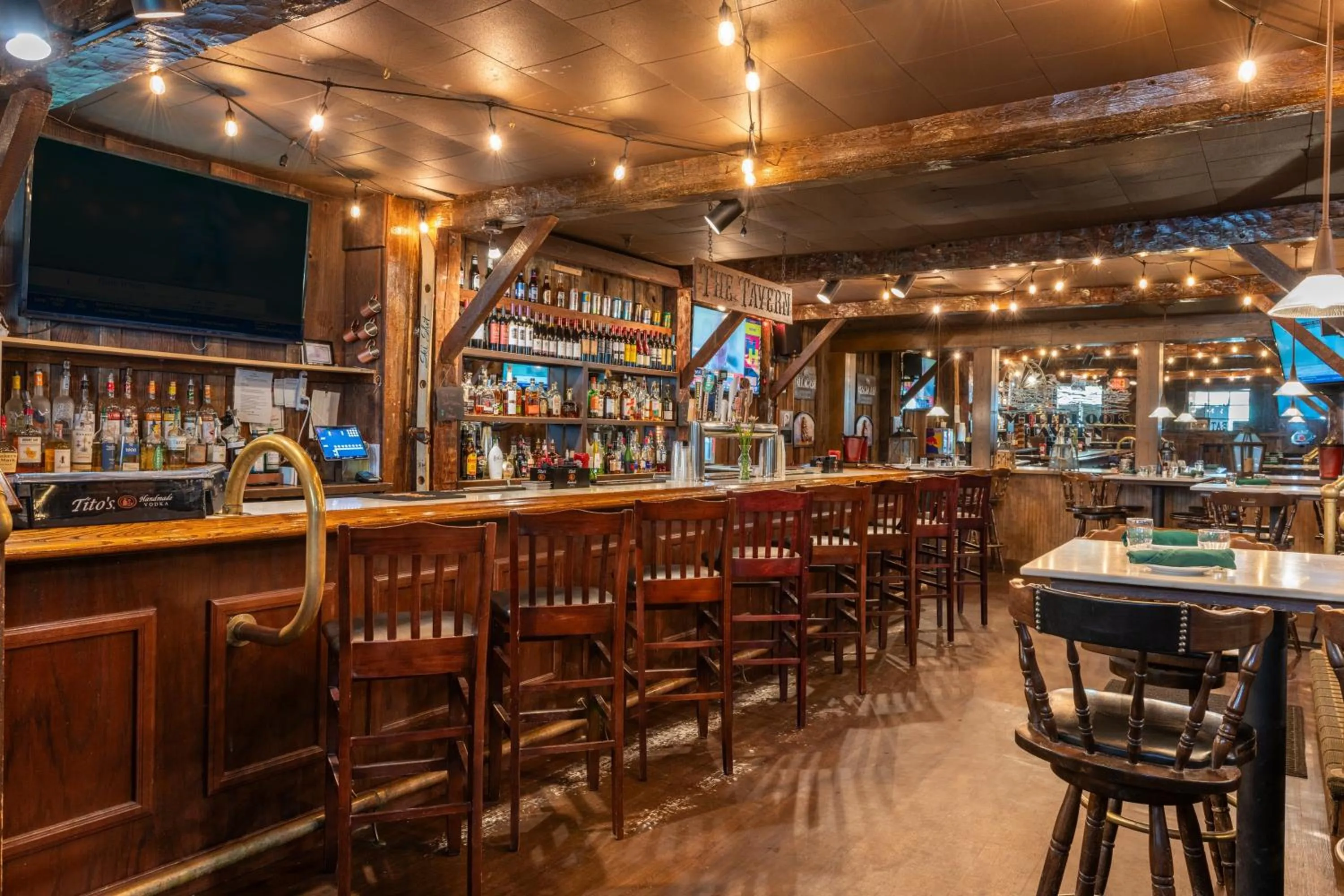 Lounge or bar in The Bethel Resort & Suites