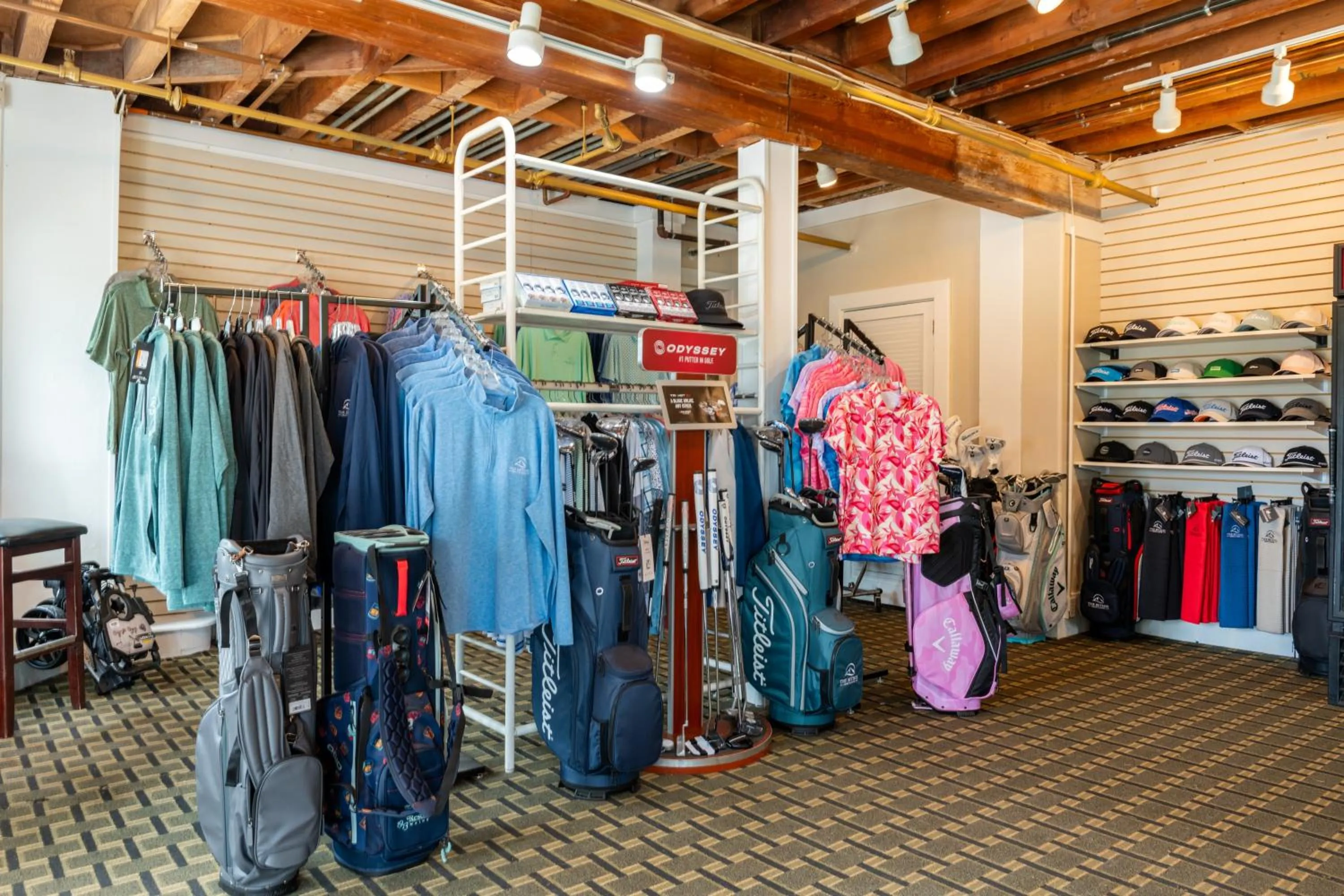 On-site shops in The Bethel Resort & Suites
