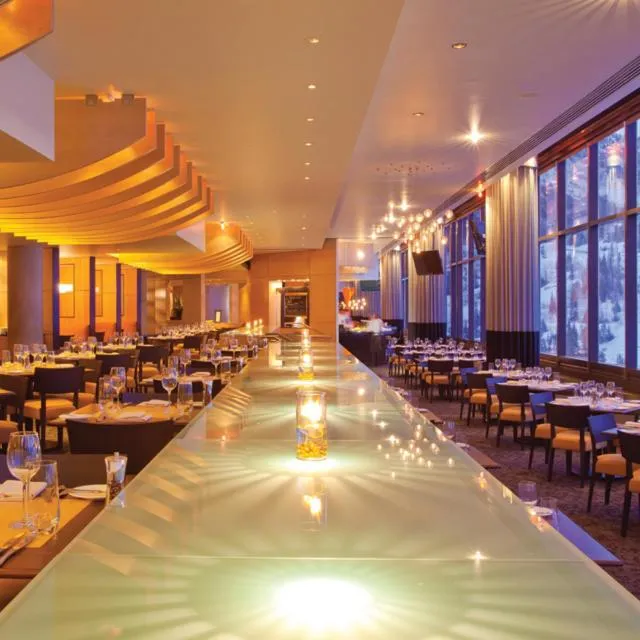 Restaurant/places to eat in Cliff Lodge and Spa