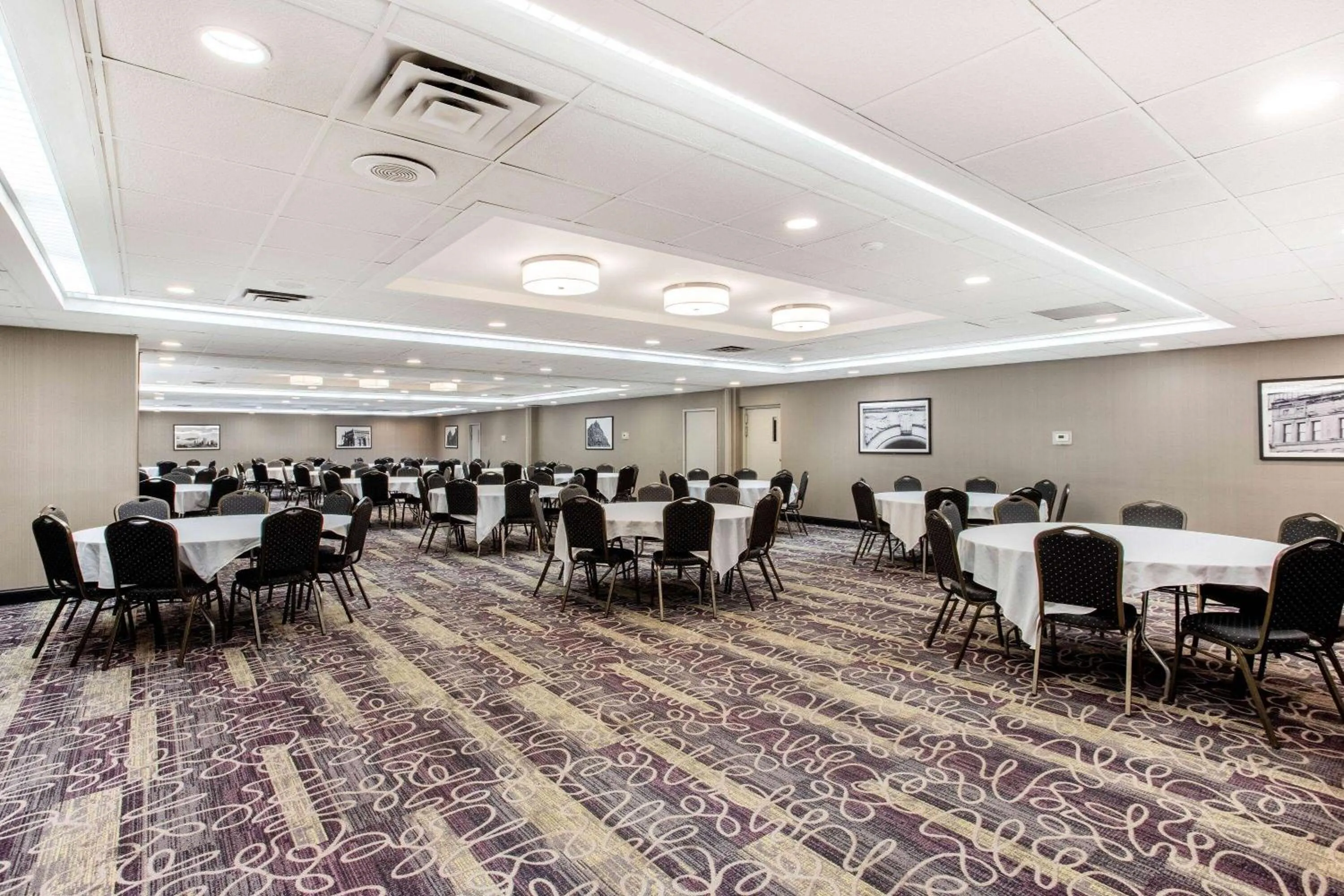 Meeting/conference room in La Quinta by Wyndham Indianapolis South