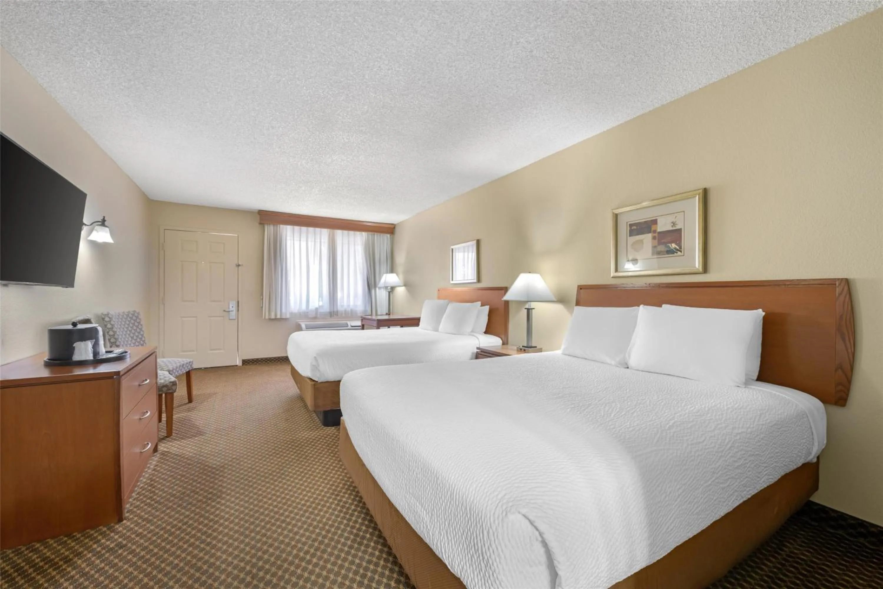 Bedroom, Bed in Best Western Cottonwood Inn