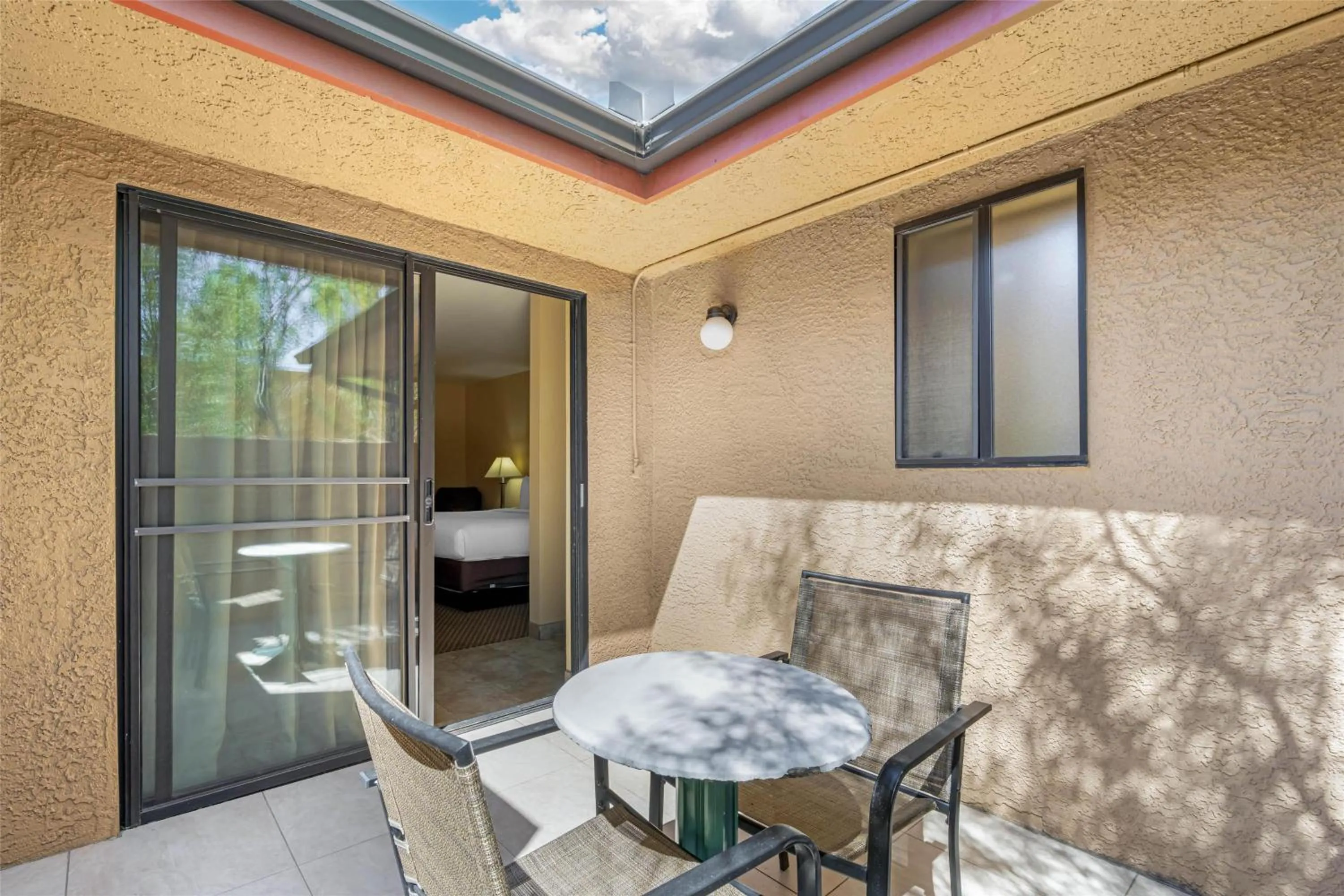 Photo of the whole room in Best Western Cottonwood Inn