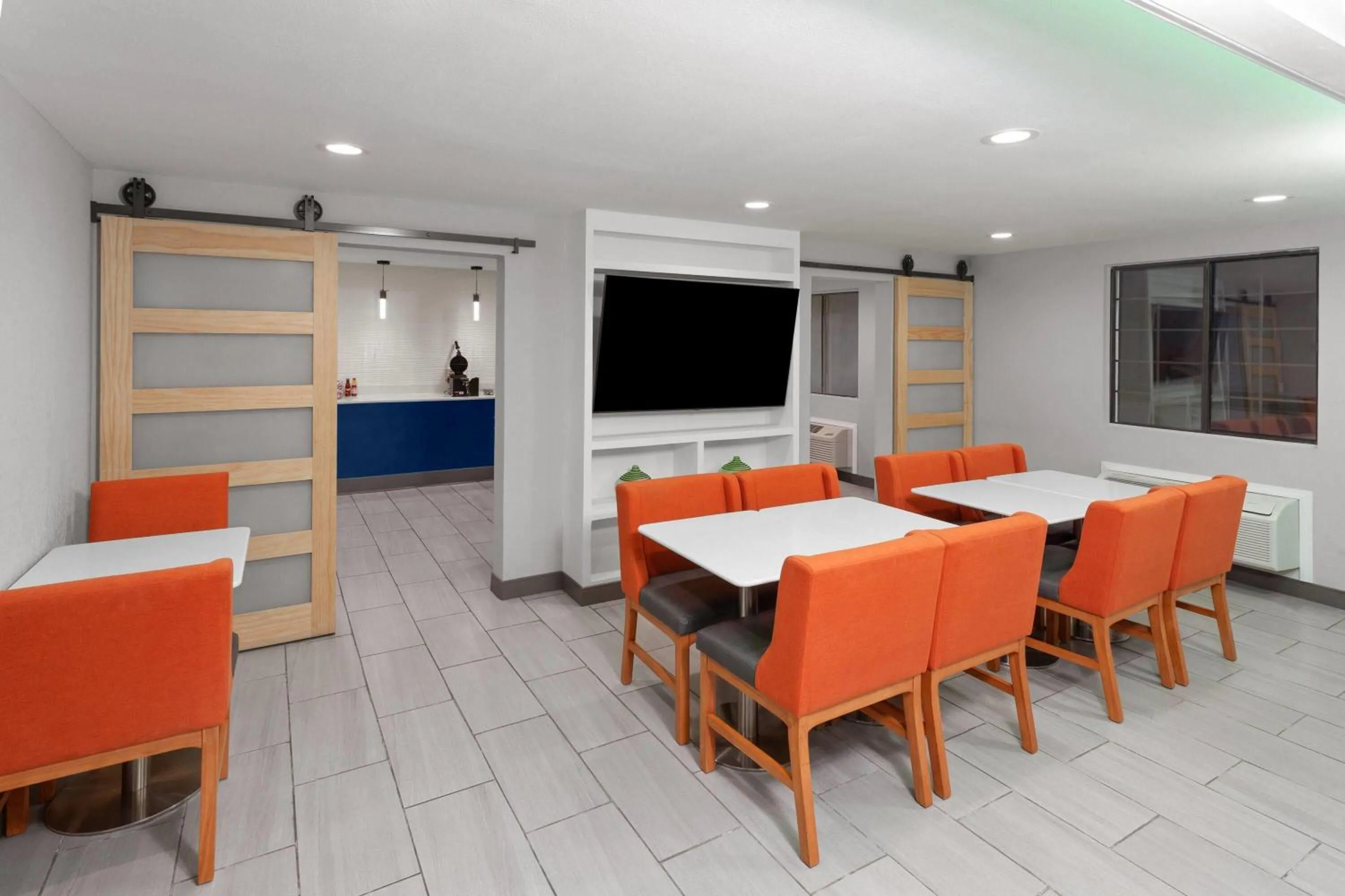 Breakfast in La Quinta Inn by Wyndham Champaign