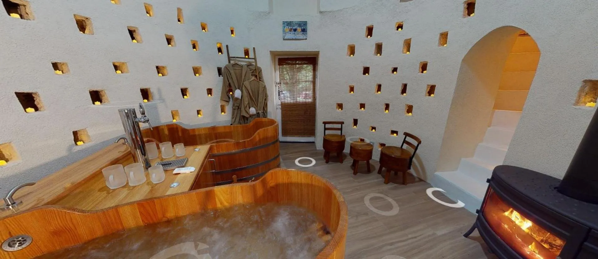 Spa and wellness centre/facilities in Chateau de Vaugrignon - Beer Spa