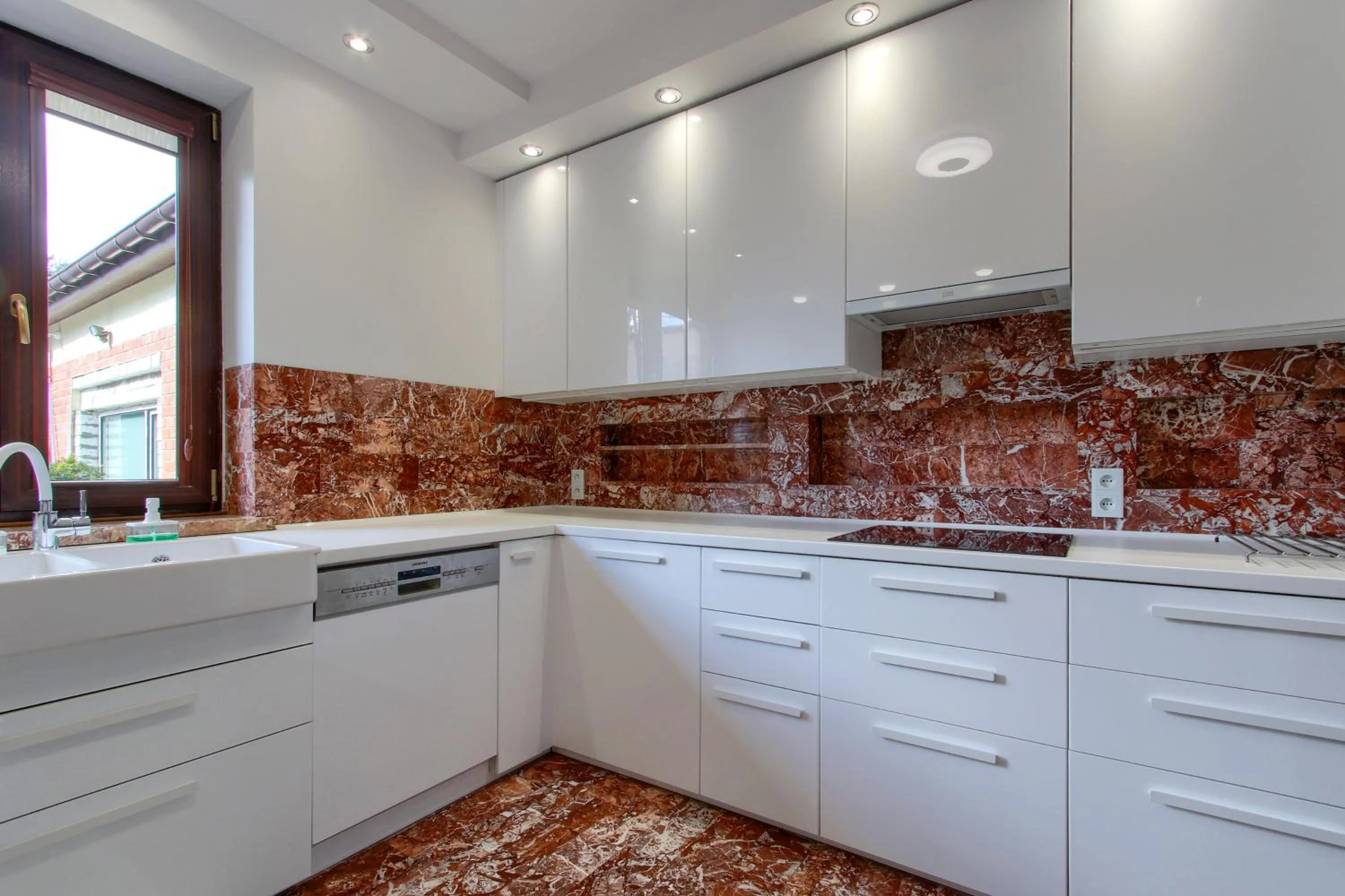 Communal kitchen in WILLA BAJLAND