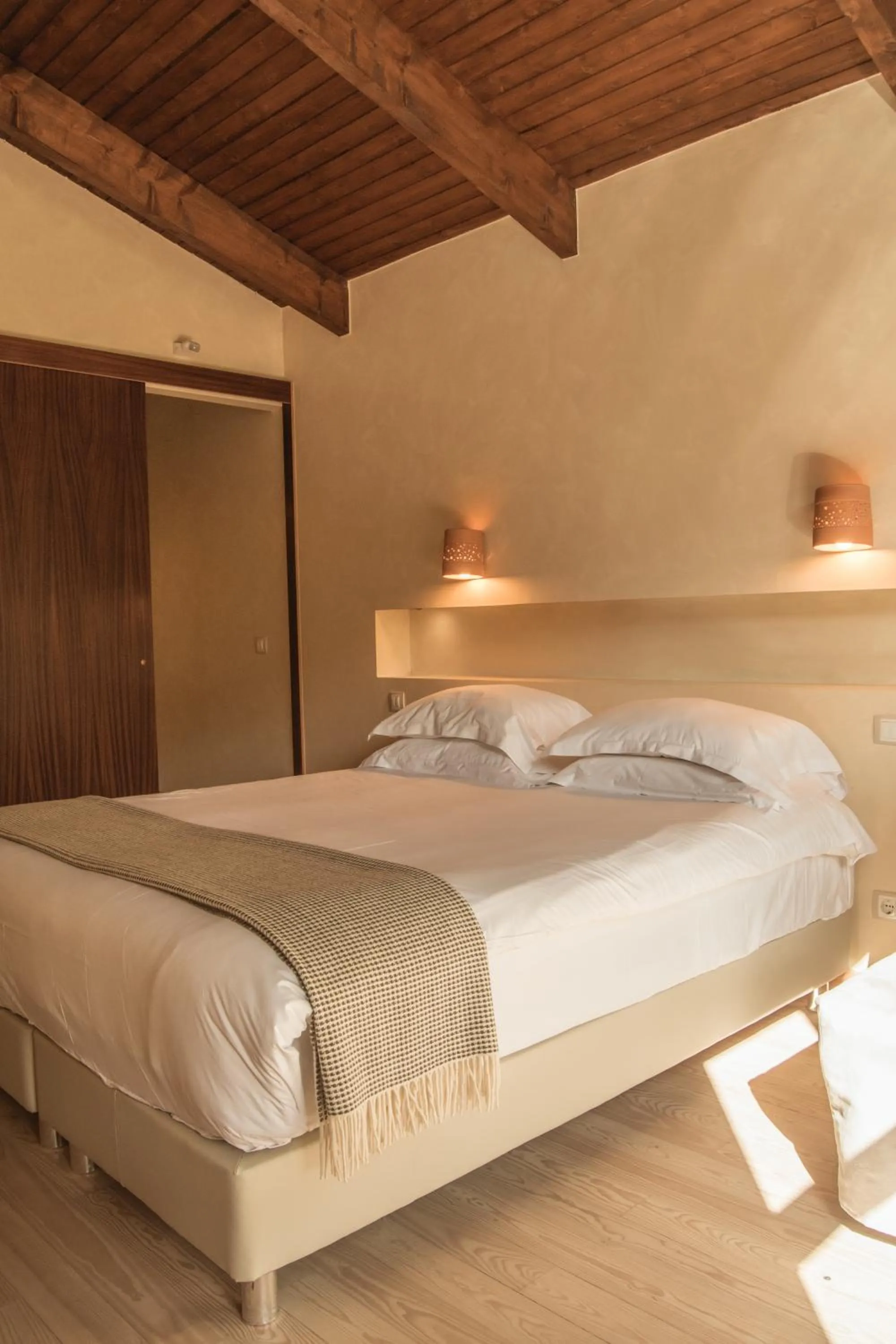 Bed in The Nest by Cooking and Nature