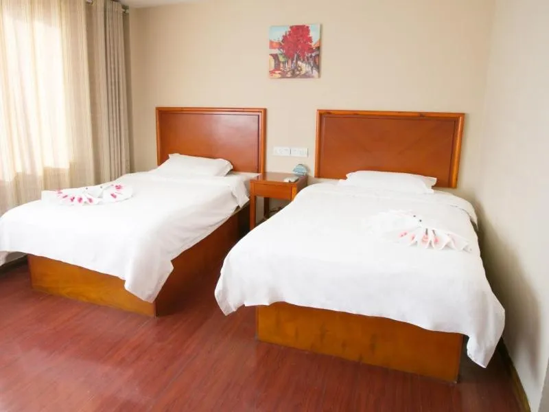 Bed in GreenTree Inn Rizhao West Station Suning Plaza