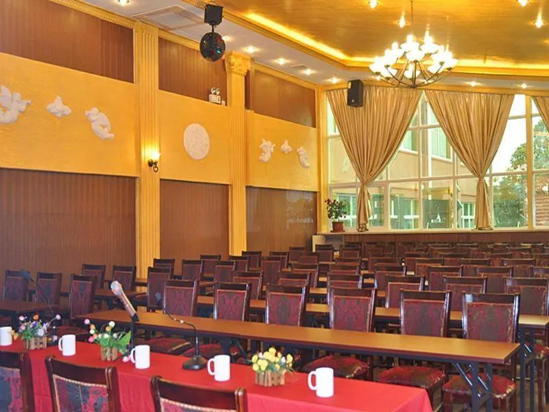 Business facilities in Greentree Inn Shanghai Chongming Bao Town Express Hotel